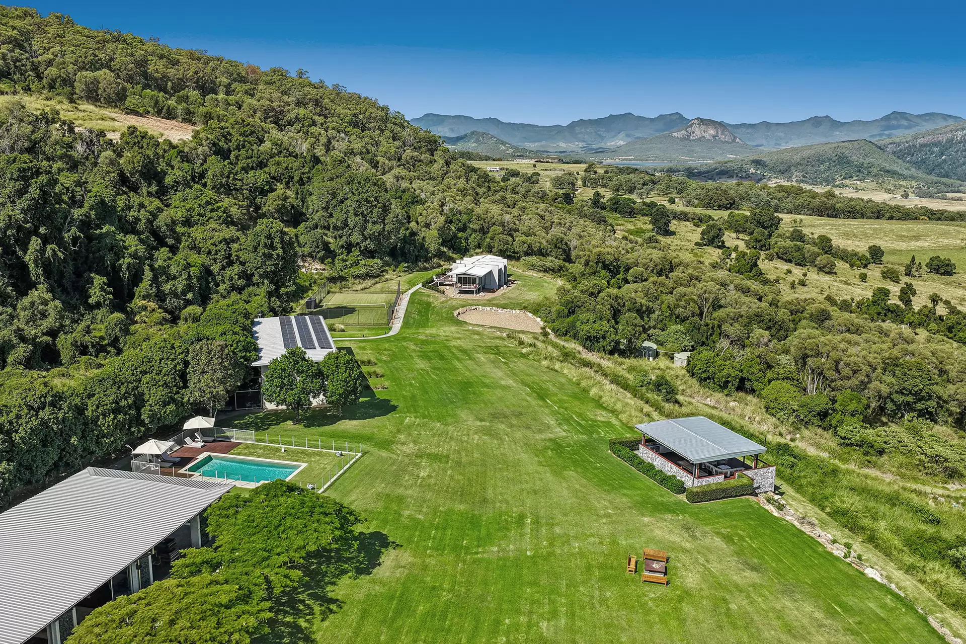 139 Lutter Road, Charlwood For Sale by Queensland Sotheby's International Realty - image 1