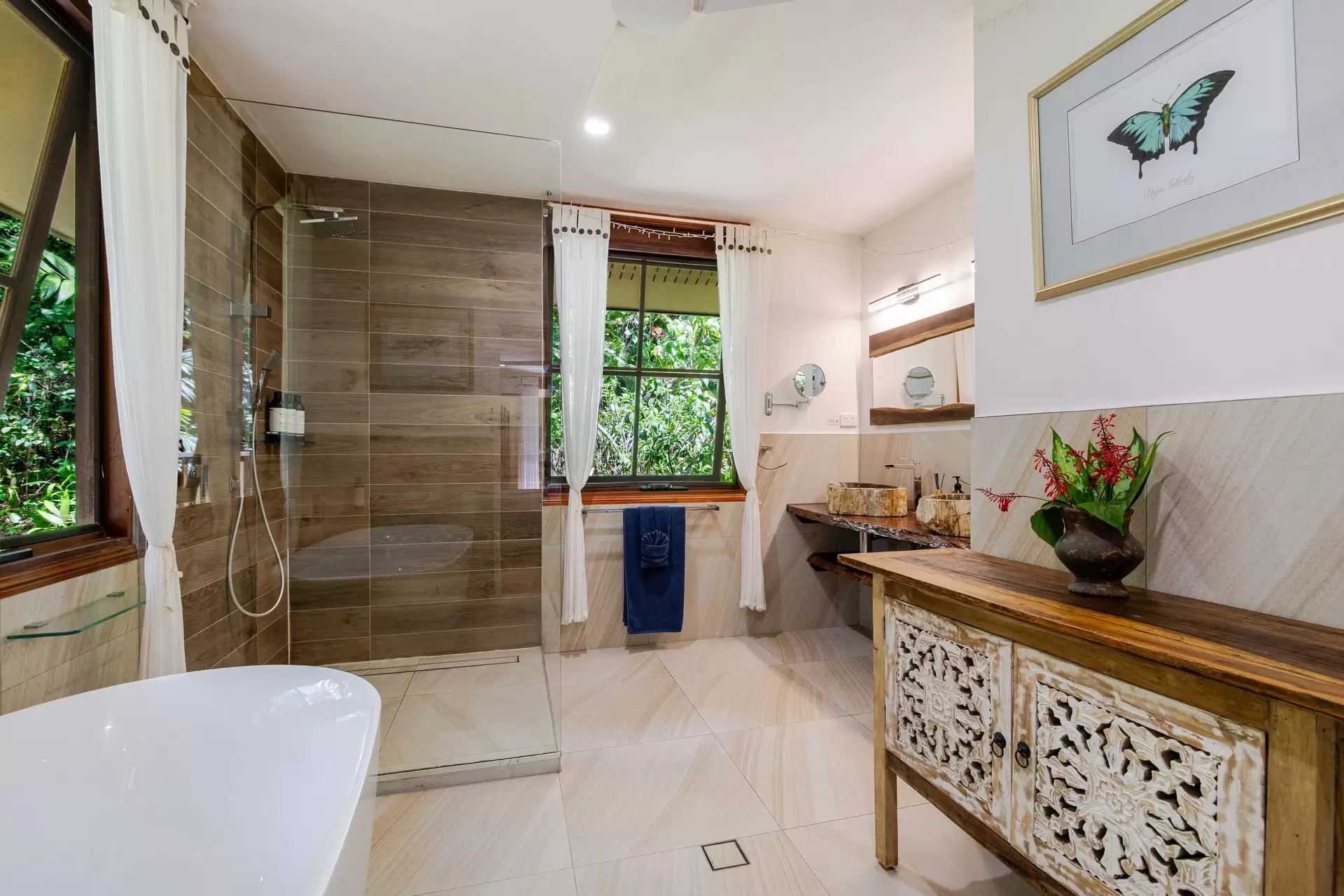 58 Maple Road, Cow Bay For Sale by Queensland Sotheby's International Realty - image 1