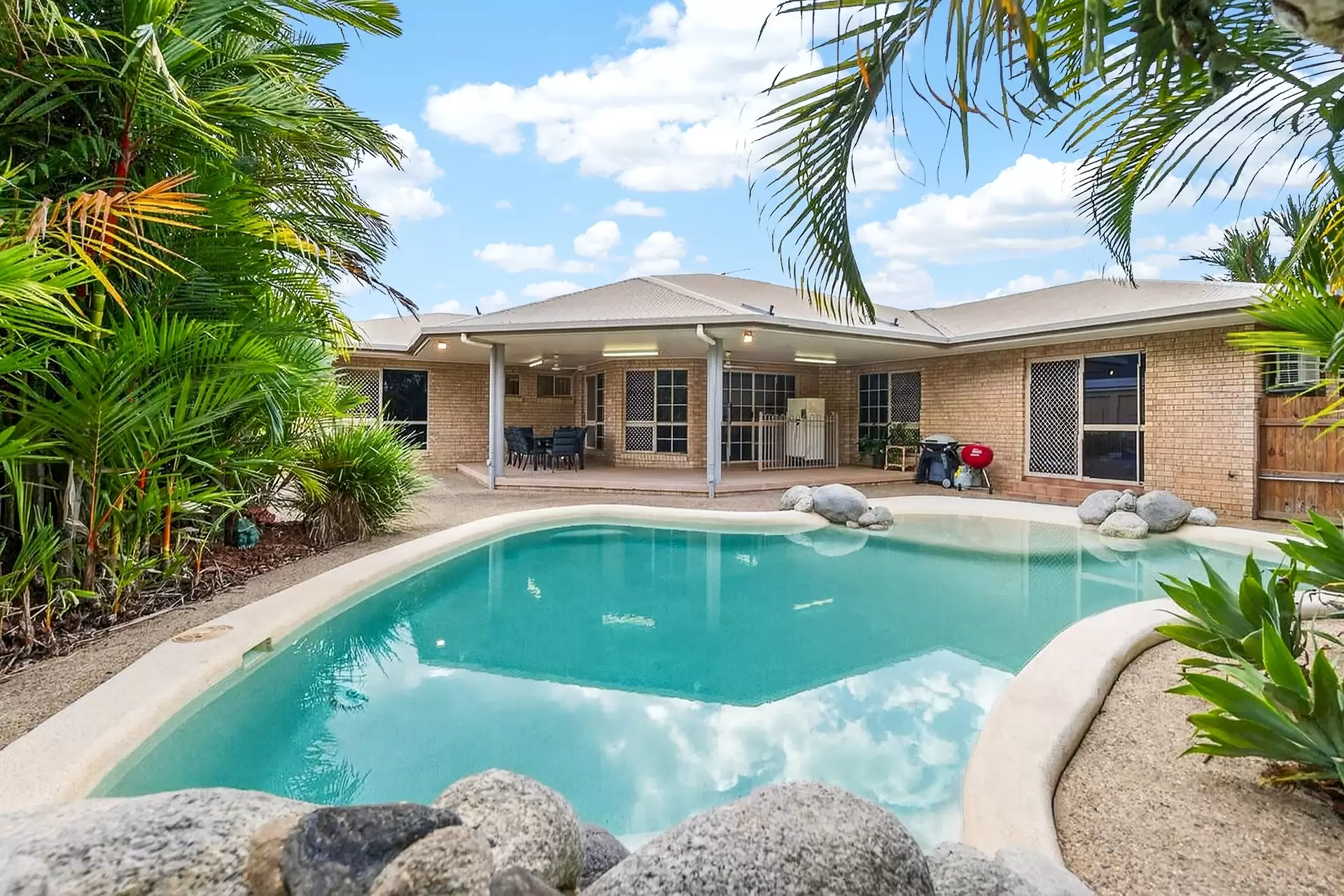 Mossman For Sale by Queensland Sotheby's International Realty - image 1