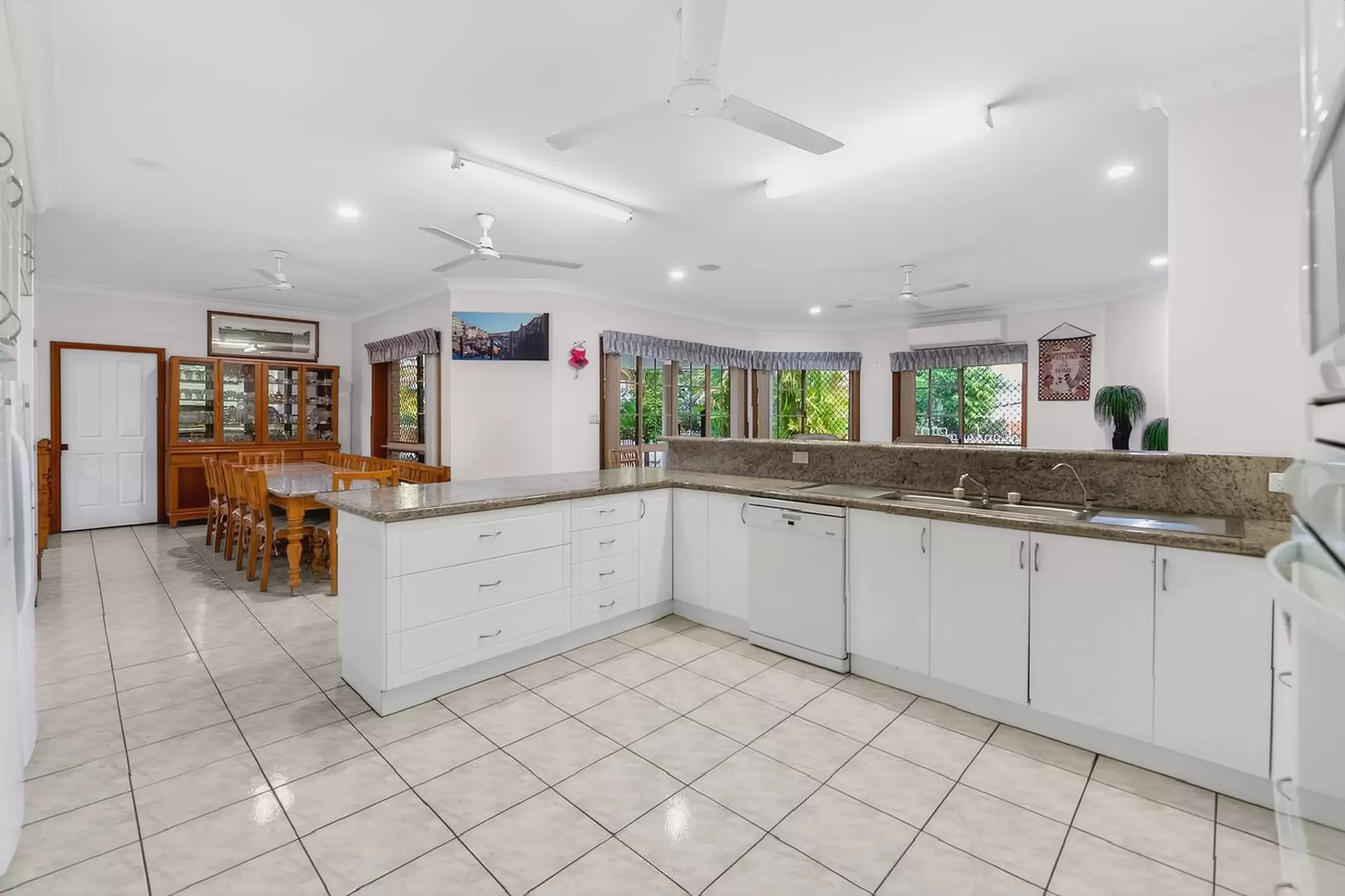Mossman For Sale by Queensland Sotheby's International Realty - image 1