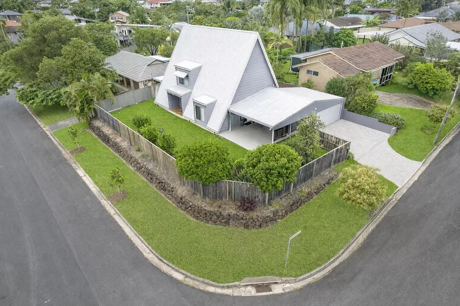 33 Harran Street, Southport Sold by  - image 1