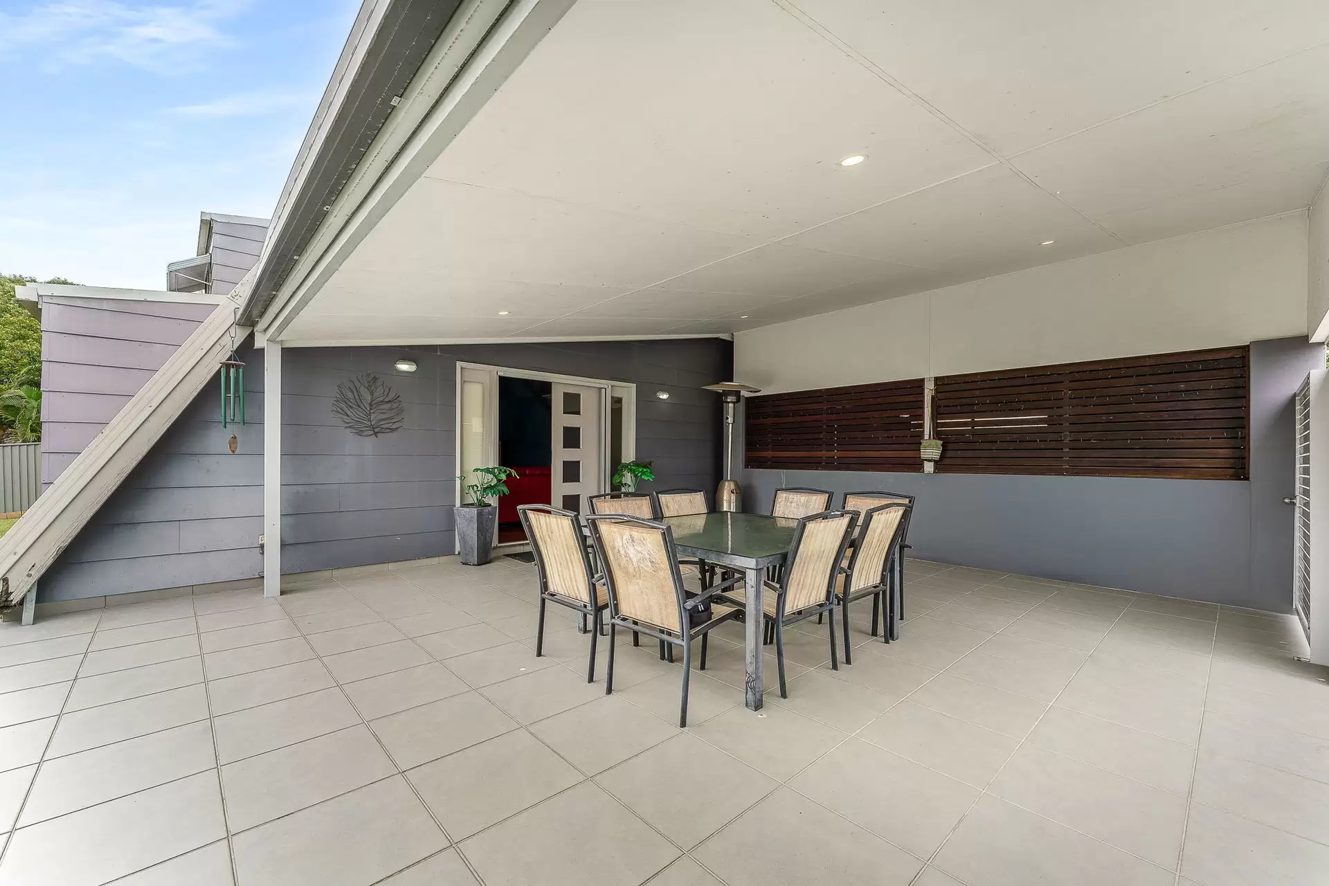 33 Harran Street, Southport Sold by  - image 1