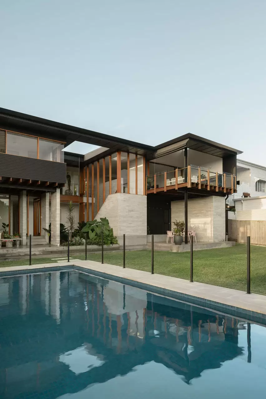 47 Marne Road, Albion Sold by Queensland Sotheby's International Realty - image 1
