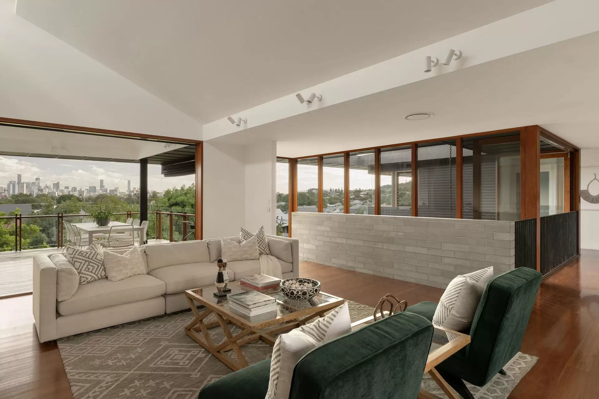 47 Marne Road, Albion Sold by Queensland Sotheby's International Realty - image 1