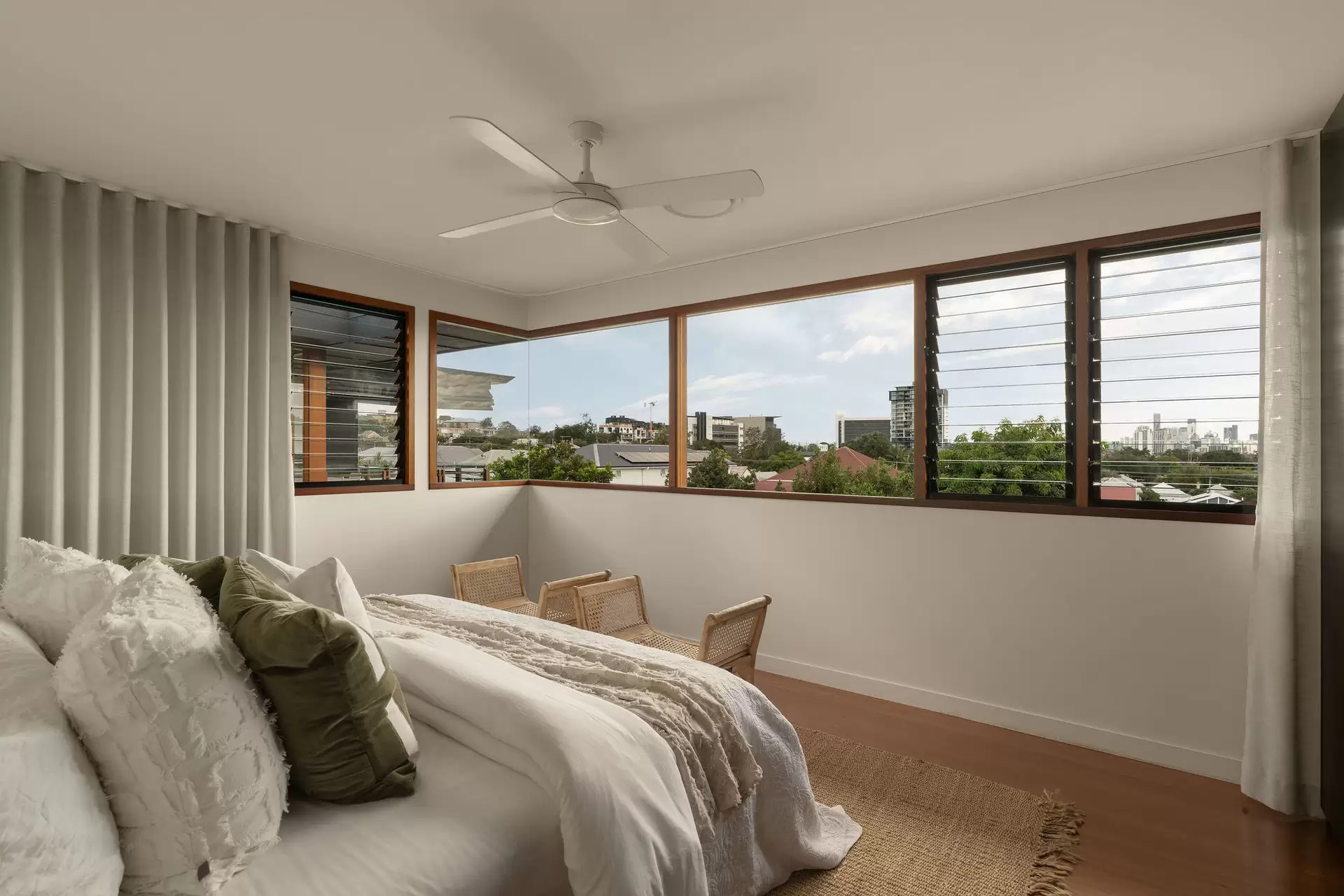 47 Marne Road, Albion Sold by Queensland Sotheby's International Realty - image 1