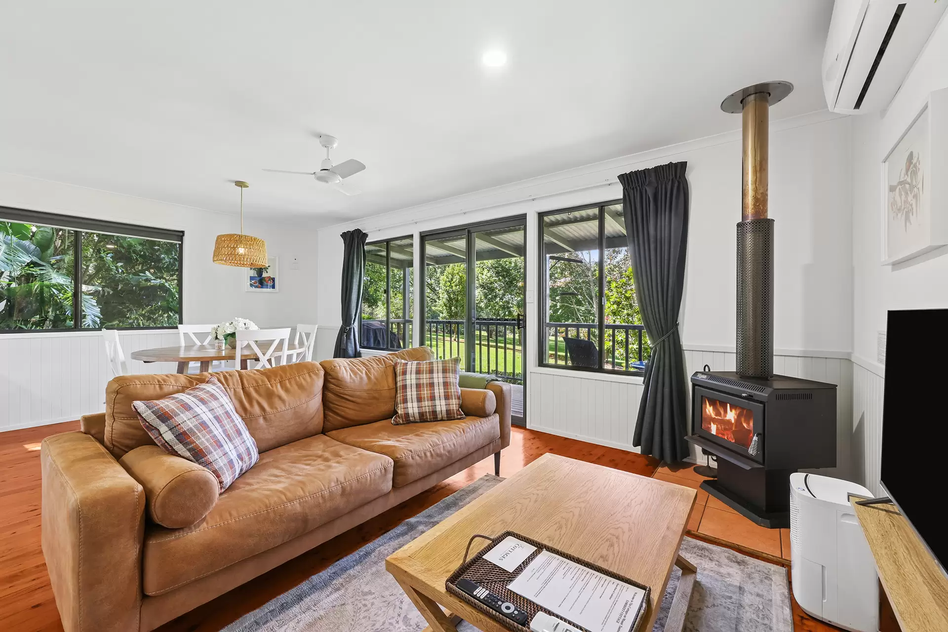 23-25 Kootenai Drive, Tamborine Mountain For Sale by Queensland Sotheby's International Realty - image 1