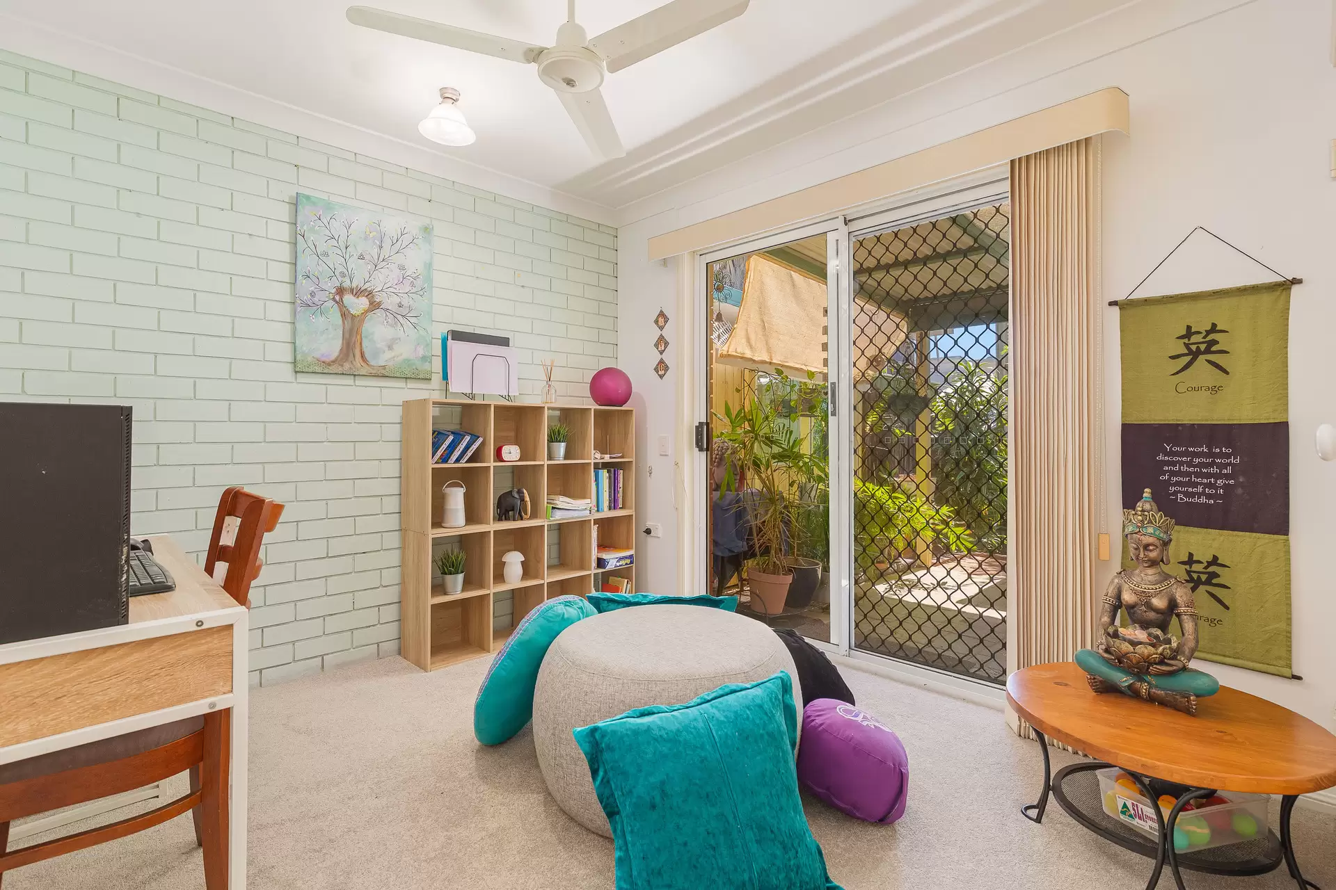 3/108 Wynyard Street, Cleveland Sold by Queensland Sotheby's International Realty - image 1
