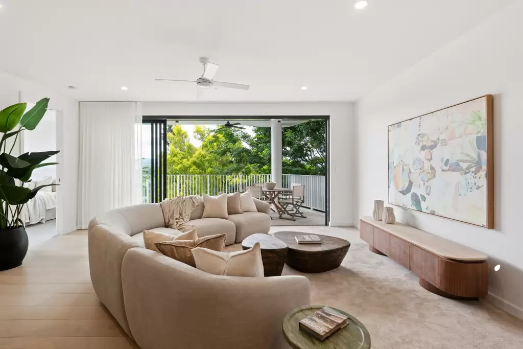 2207/580 Nerang Broadbeach Road, Carrara For Sale by 