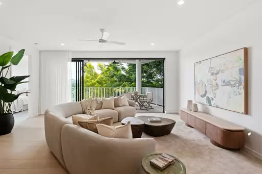 2207/580 Nerang Broadbeach Road, Carrara For Sale by Queensland Sotheby's International Realty