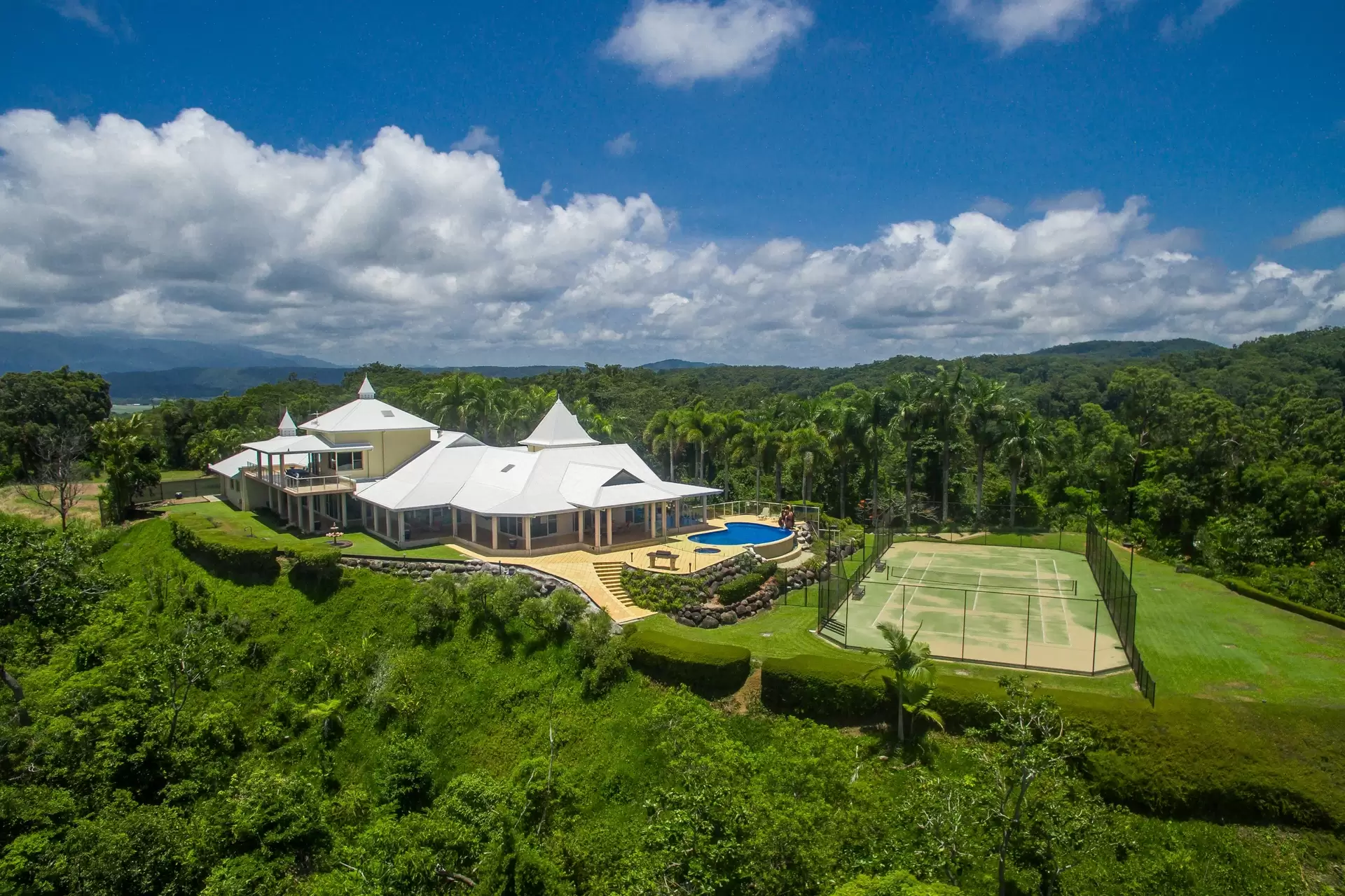 10 - 12 Hibiscus Court, Rocky Point For Sale by Queensland Sotheby's International Realty - image 1