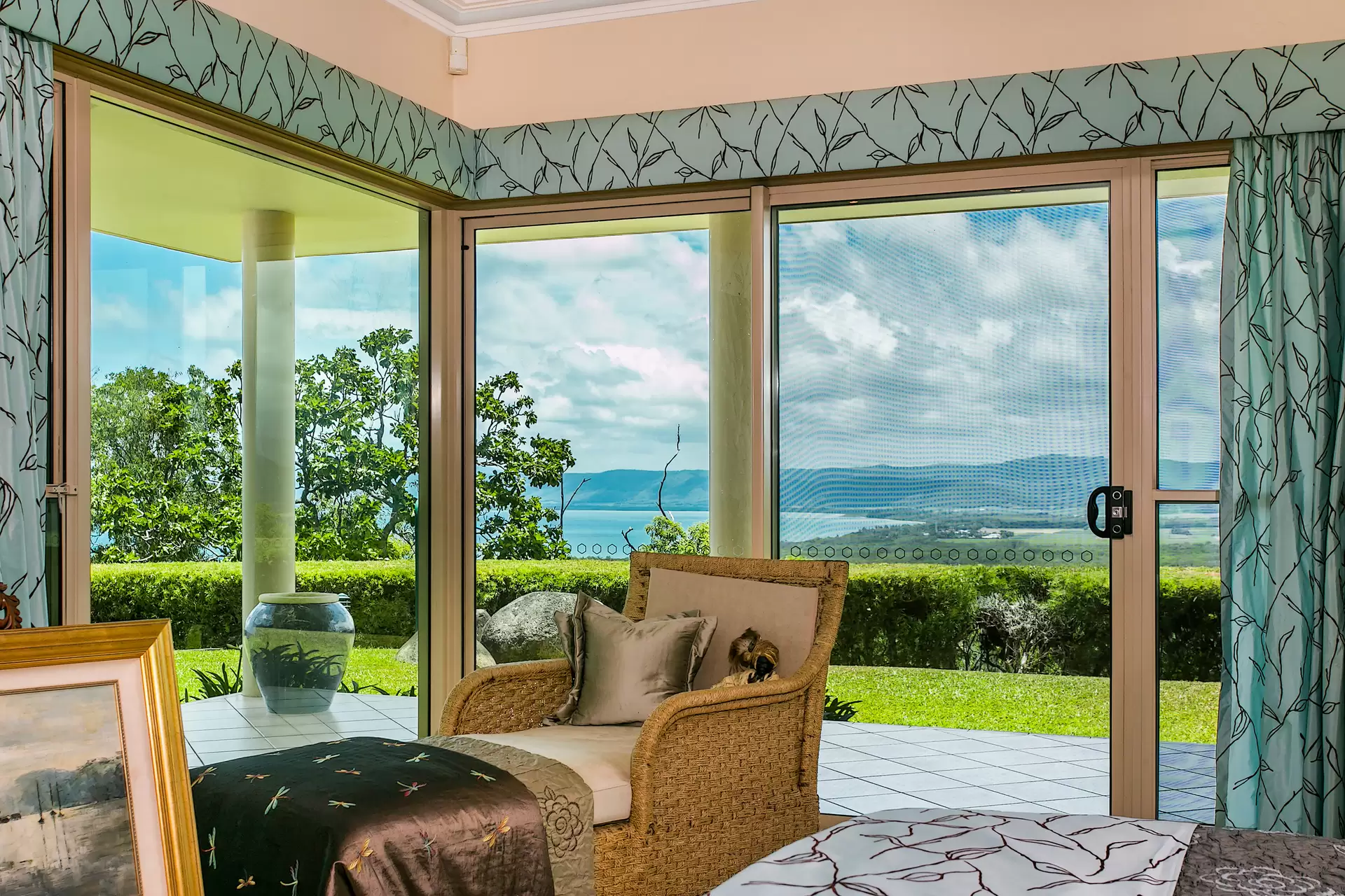 10 - 12 Hibiscus Court, Rocky Point For Sale by Queensland Sotheby's International Realty - image 1