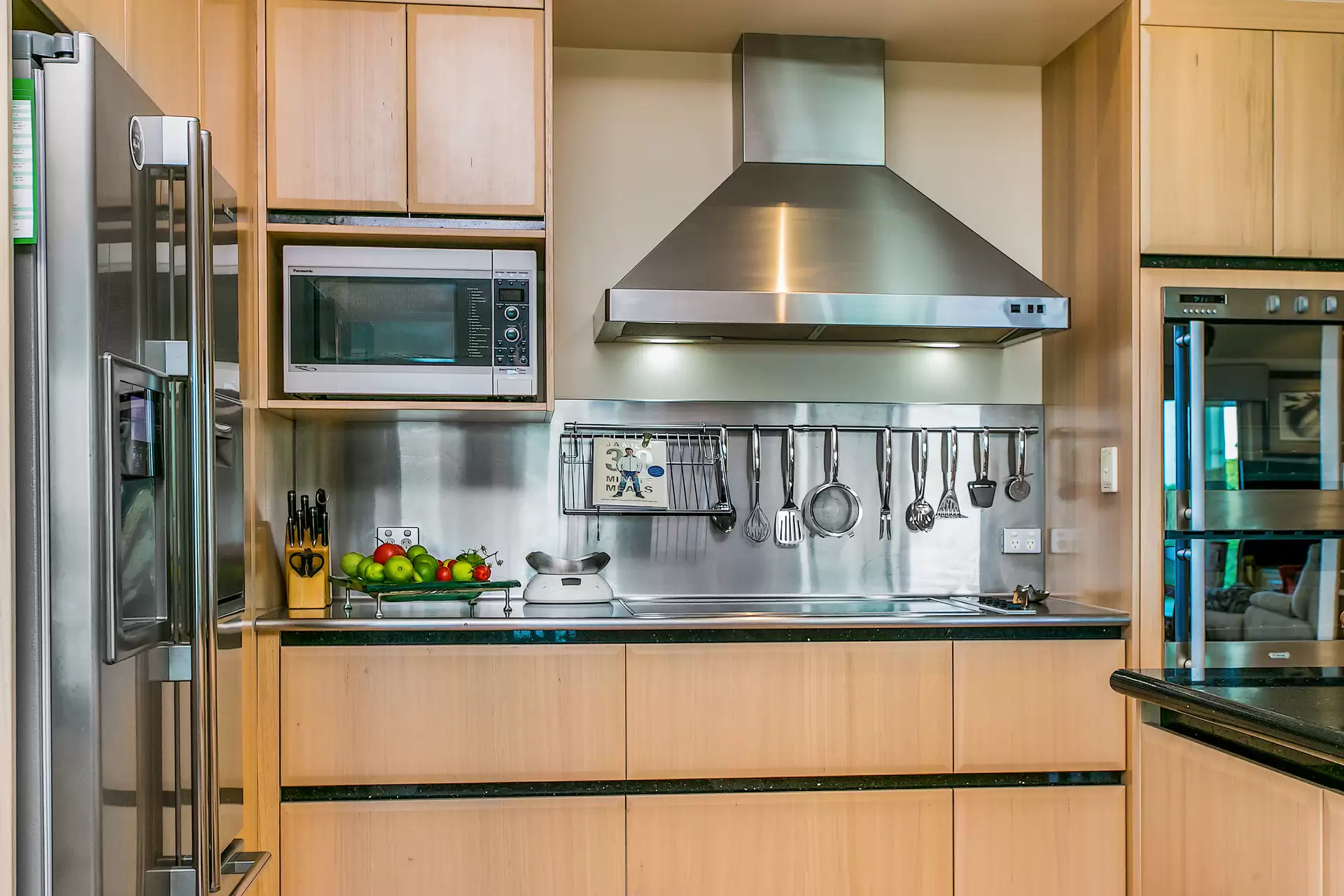 10 - 12 Hibiscus Court, Rocky Point For Sale by Queensland Sotheby's International Realty - image 1