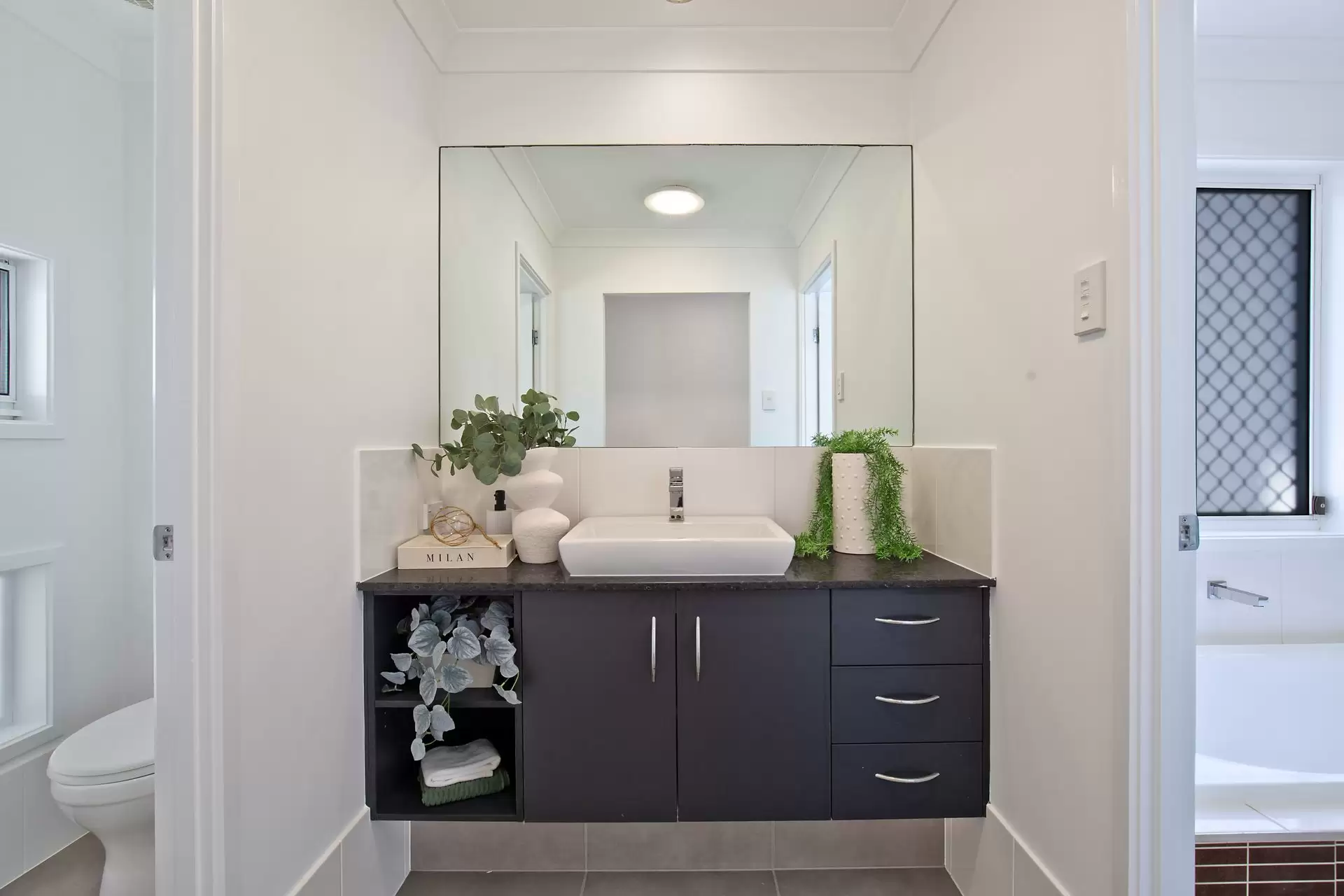 19 Princess Street, Cleveland Sold by Queensland Sotheby's International Realty - image 1