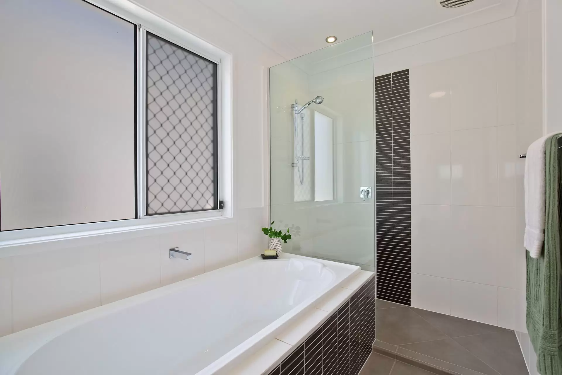 19 Princess Street, Cleveland Sold by Queensland Sotheby's International Realty - image 1
