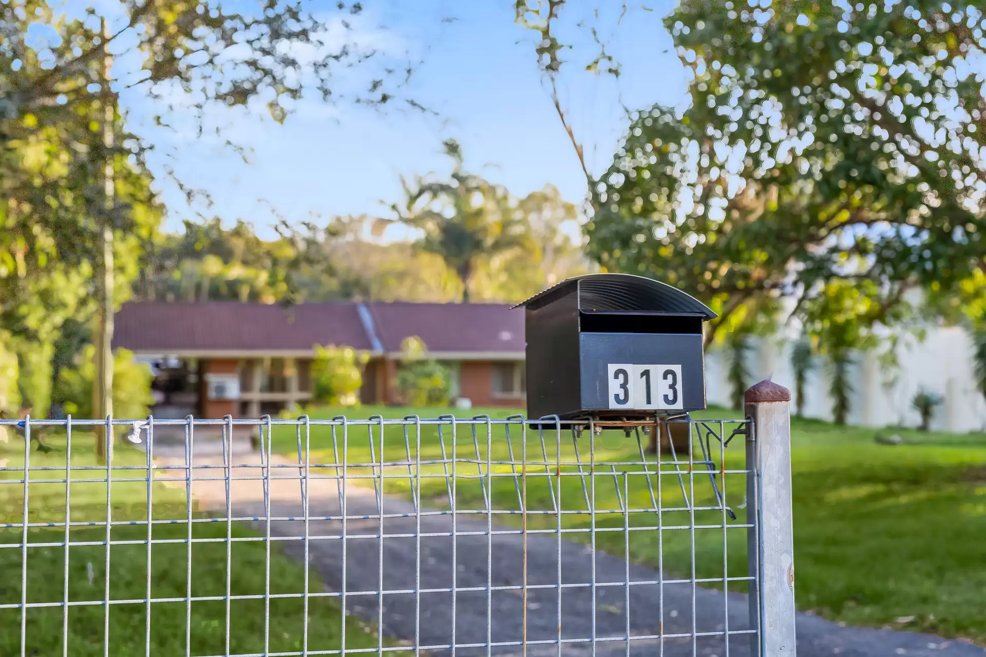 313 Redland Bay Road, Capalaba Sold by Queensland Sotheby's International Realty - image 1