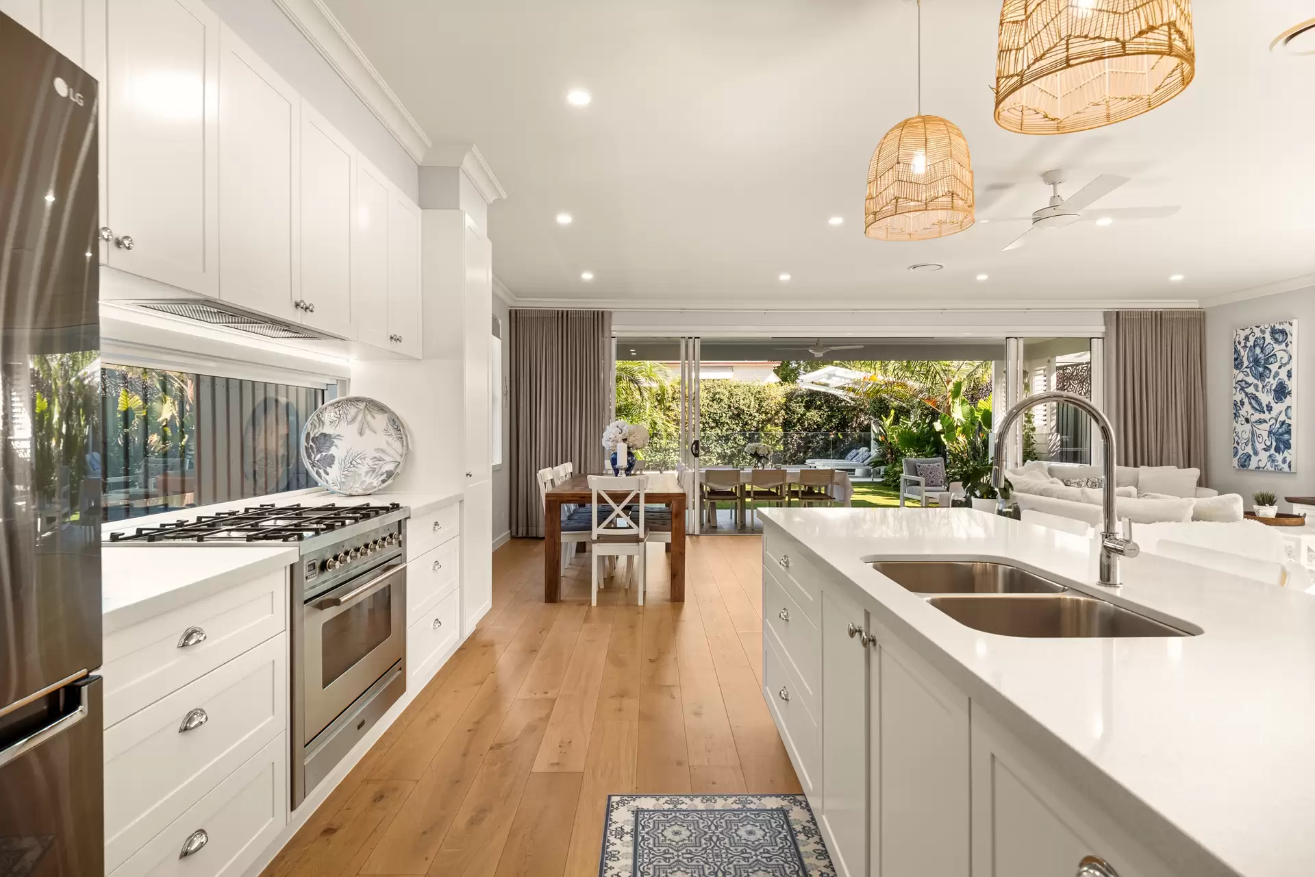 62 Henry Street, Kalinga Sold by Queensland Sotheby's International Realty - image 1
