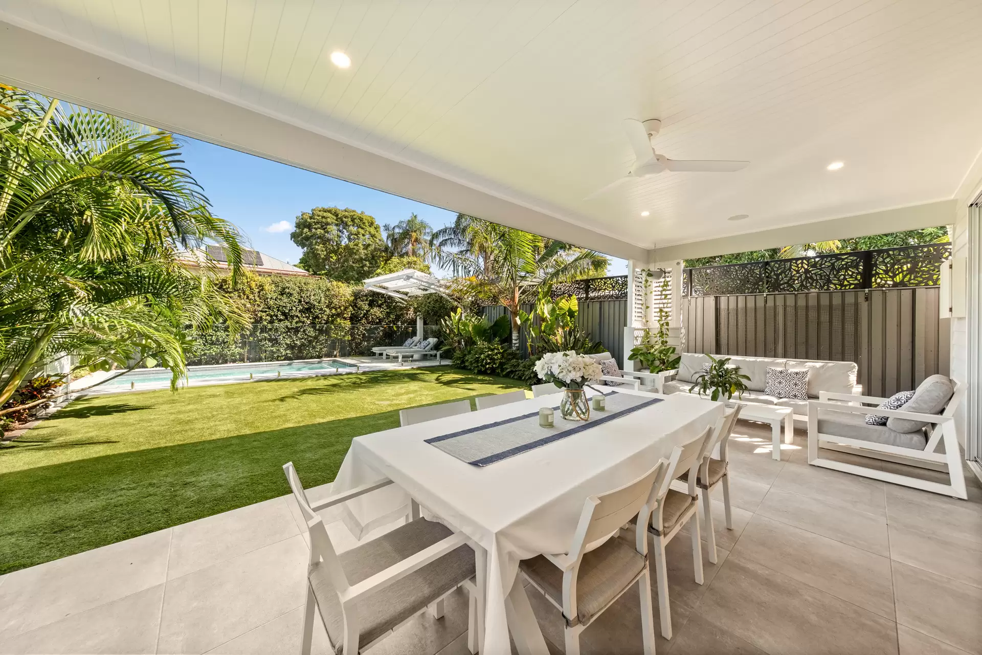 62 Henry Street, Kalinga Sold by Queensland Sotheby's International Realty - image 1