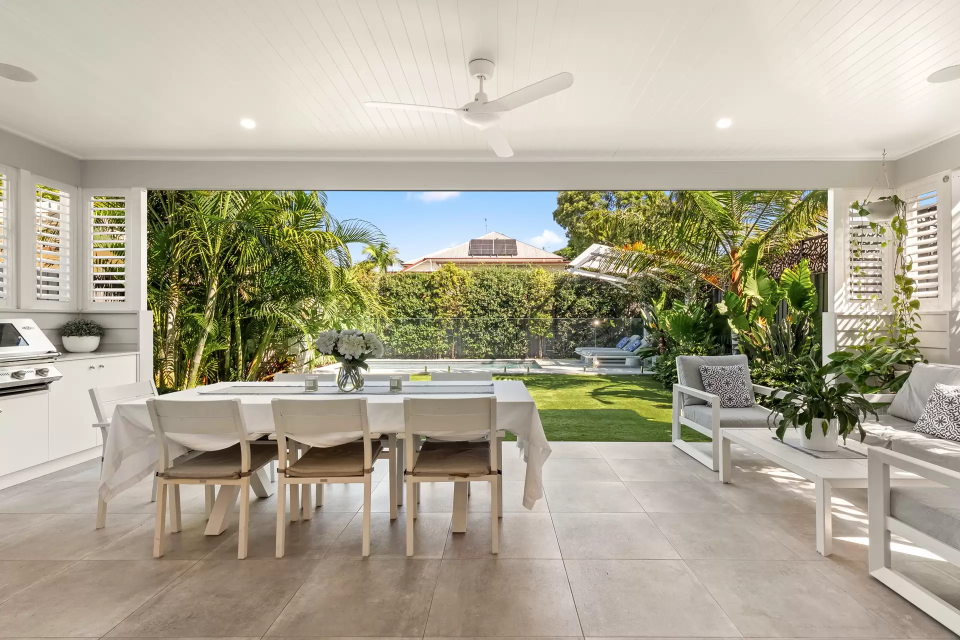 62 Henry Street, Kalinga Sold by Queensland Sotheby's International Realty - image 1