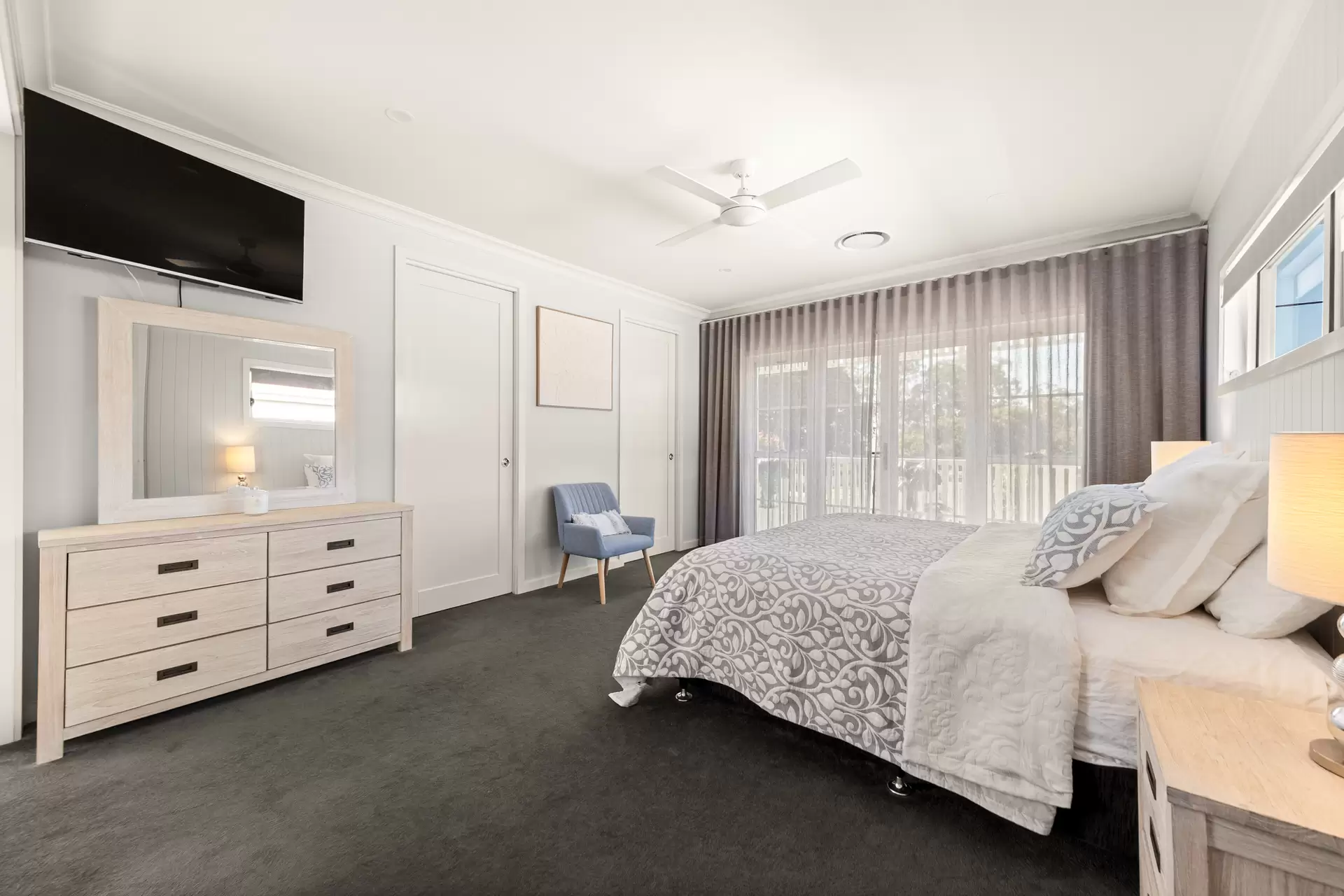 62 Henry Street, Kalinga Sold by Queensland Sotheby's International Realty - image 1