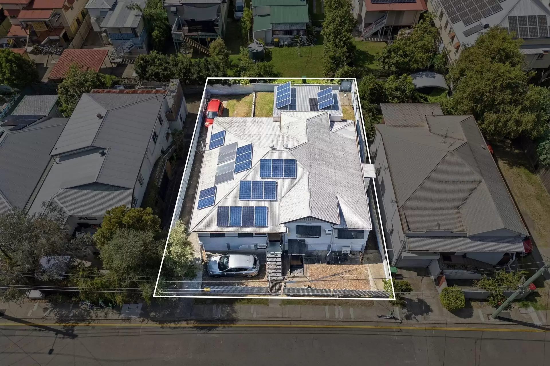 30 Princhester Street, West End Sold by Queensland Sotheby's International Realty - image 1