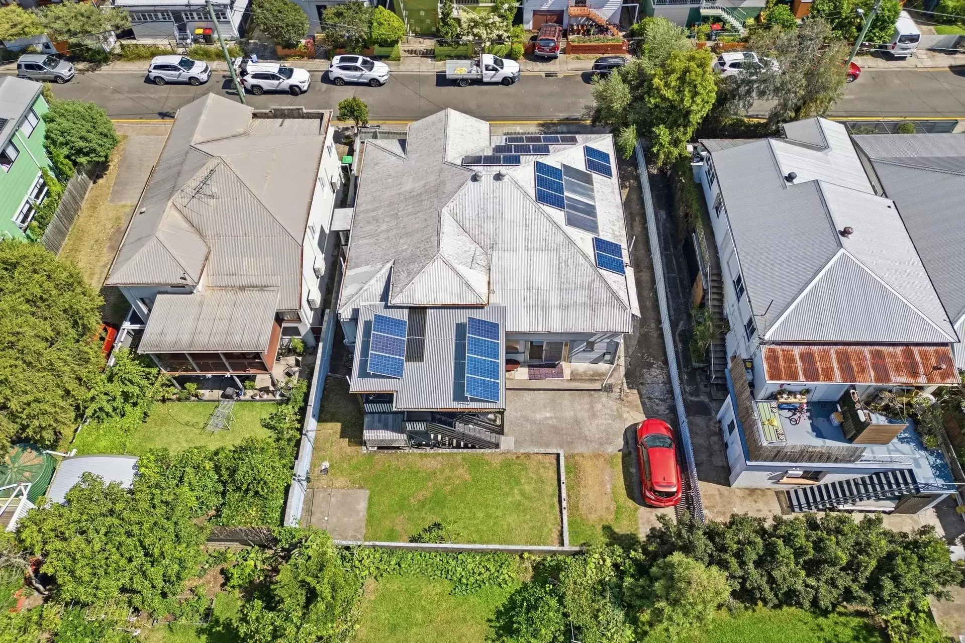 30 Princhester Street, West End Sold by Queensland Sotheby's International Realty - image 1