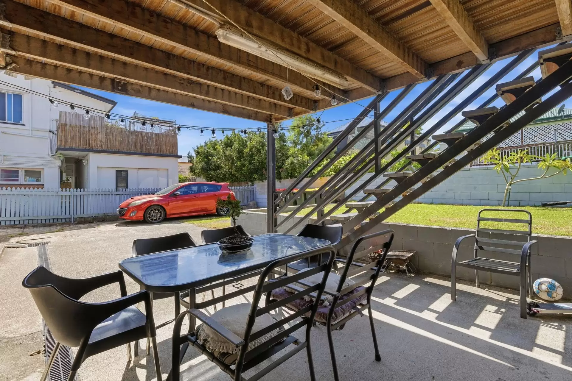 30 Princhester Street, West End Sold by Queensland Sotheby's International Realty - image 1