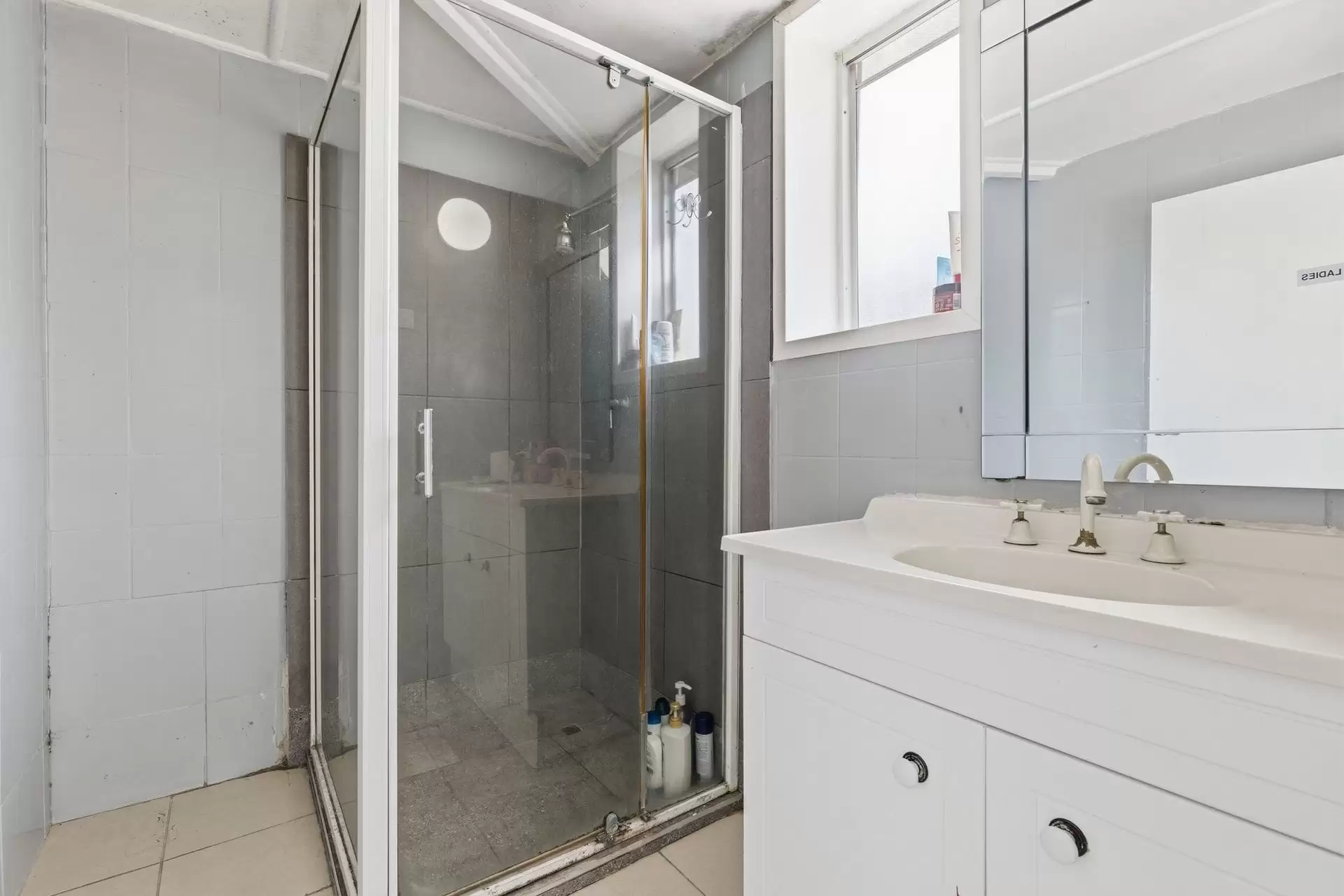 30 Princhester Street, West End Sold by Queensland Sotheby's International Realty - image 1