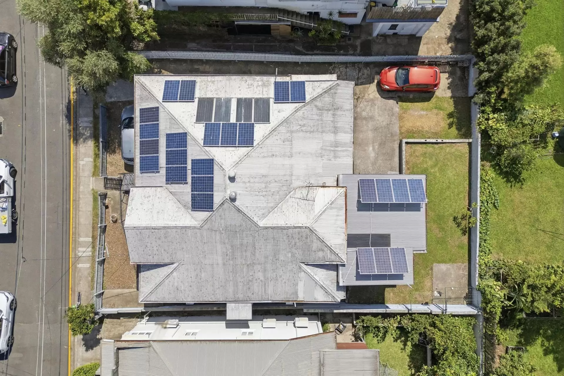 30 Princhester Street, West End Sold by Queensland Sotheby's International Realty - image 1