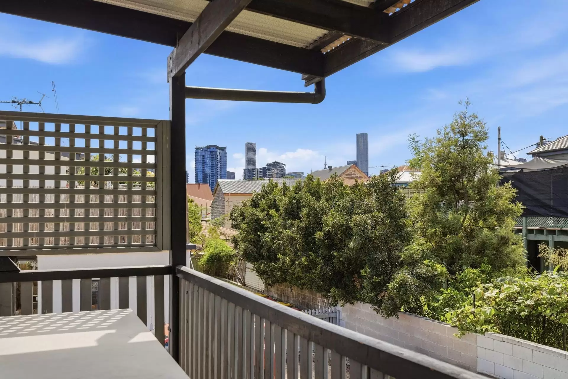 30 Princhester Street, West End Sold by Queensland Sotheby's International Realty - image 1