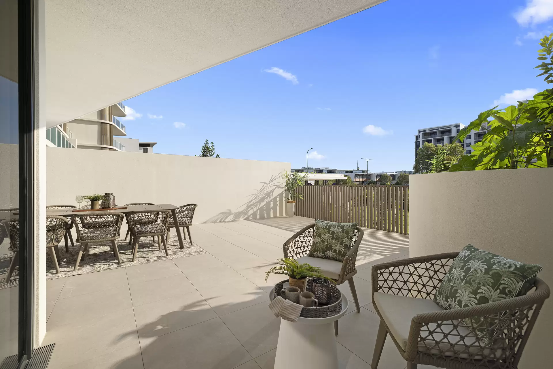 104/11 Waterside Retreat, Birtinya Sold by Queensland Sotheby's International Realty - image 1