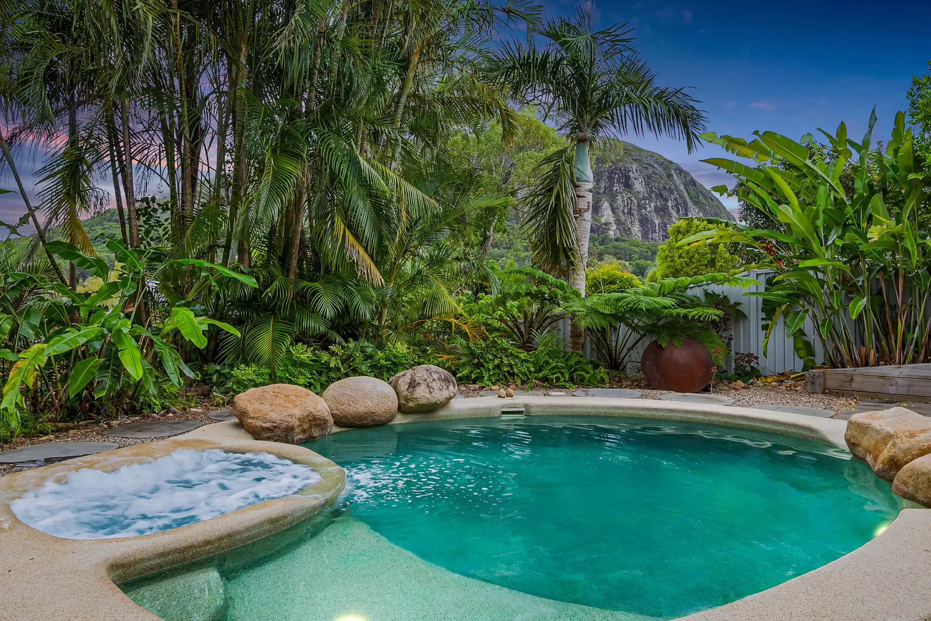 14 Marakari Crescent, Mount Coolum Sold by Queensland Sotheby's International Realty - image 1