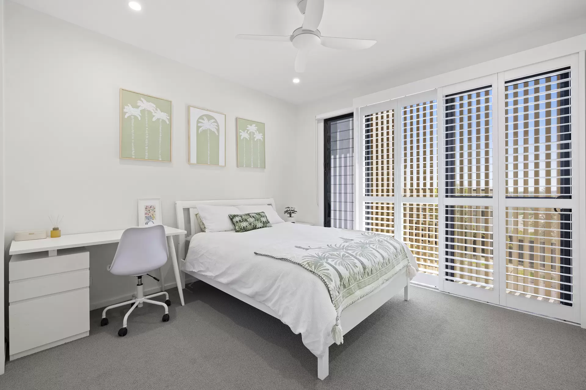 27 Mon Terre Drive, Little Mountain Sold by Queensland Sotheby's International Realty - image 1