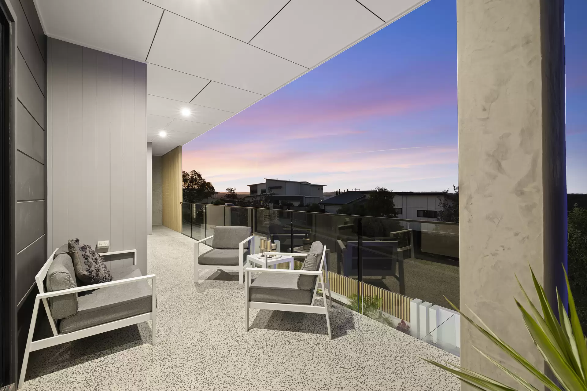 27 Mon Terre Drive, Little Mountain Sold by Queensland Sotheby's International Realty - image 1