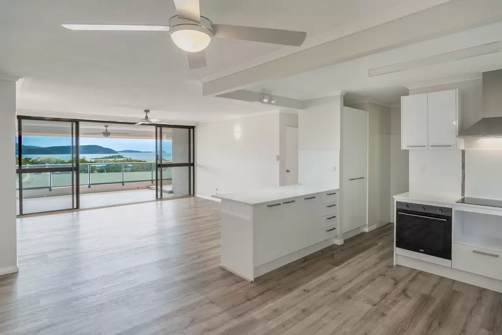 125/4 Eshelby Drive, Cannonvale Sold by Queensland Sotheby's International Realty
