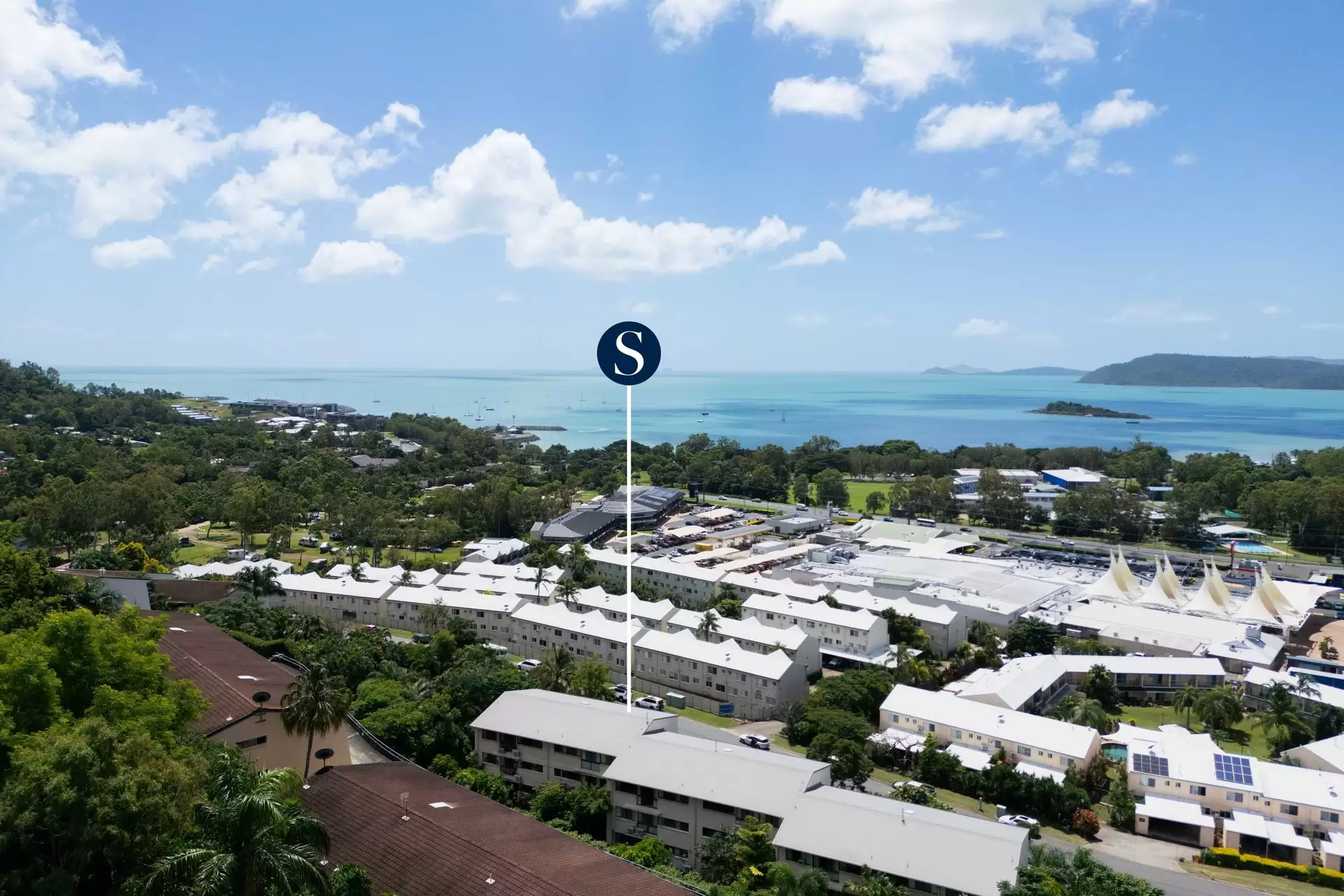 125/4 Eshelby Drive, Cannonvale Sold by Queensland Sotheby's International Realty - image 1