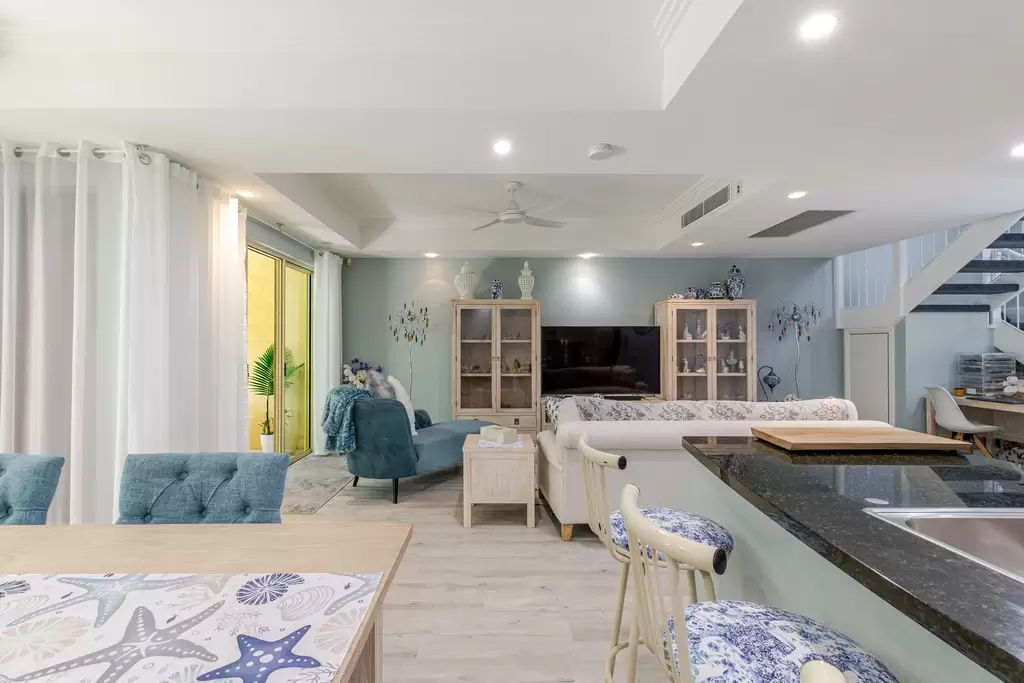 23/24-70 Nautilus Street, Port Douglas For Sale by Queensland Sotheby's International Realty