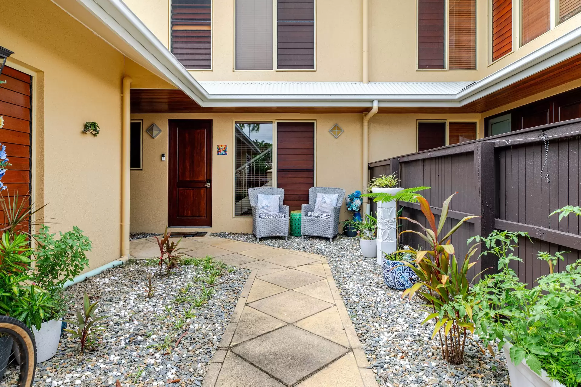 23/24-70 Nautilus  Street, Port Douglas For Sale by Queensland Sotheby's International Realty - image 1
