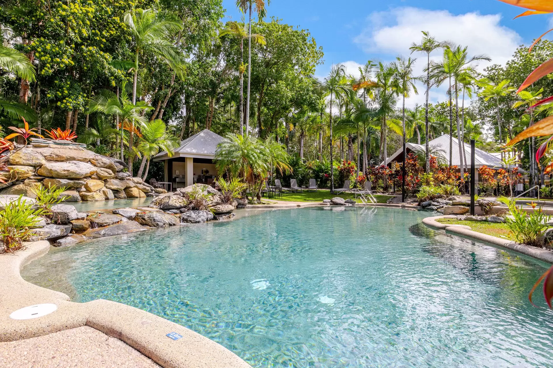 23/24-70 Nautilus  Street, Port Douglas For Sale by Queensland Sotheby's International Realty - image 1