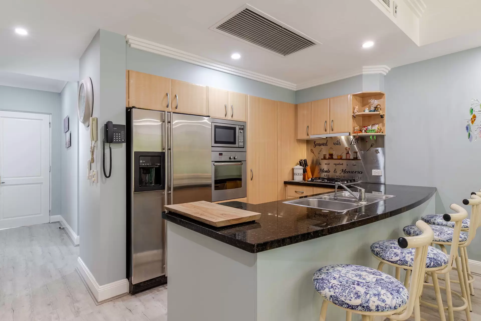 23/24-70 Nautilus  Street, Port Douglas For Sale by Queensland Sotheby's International Realty - image 1