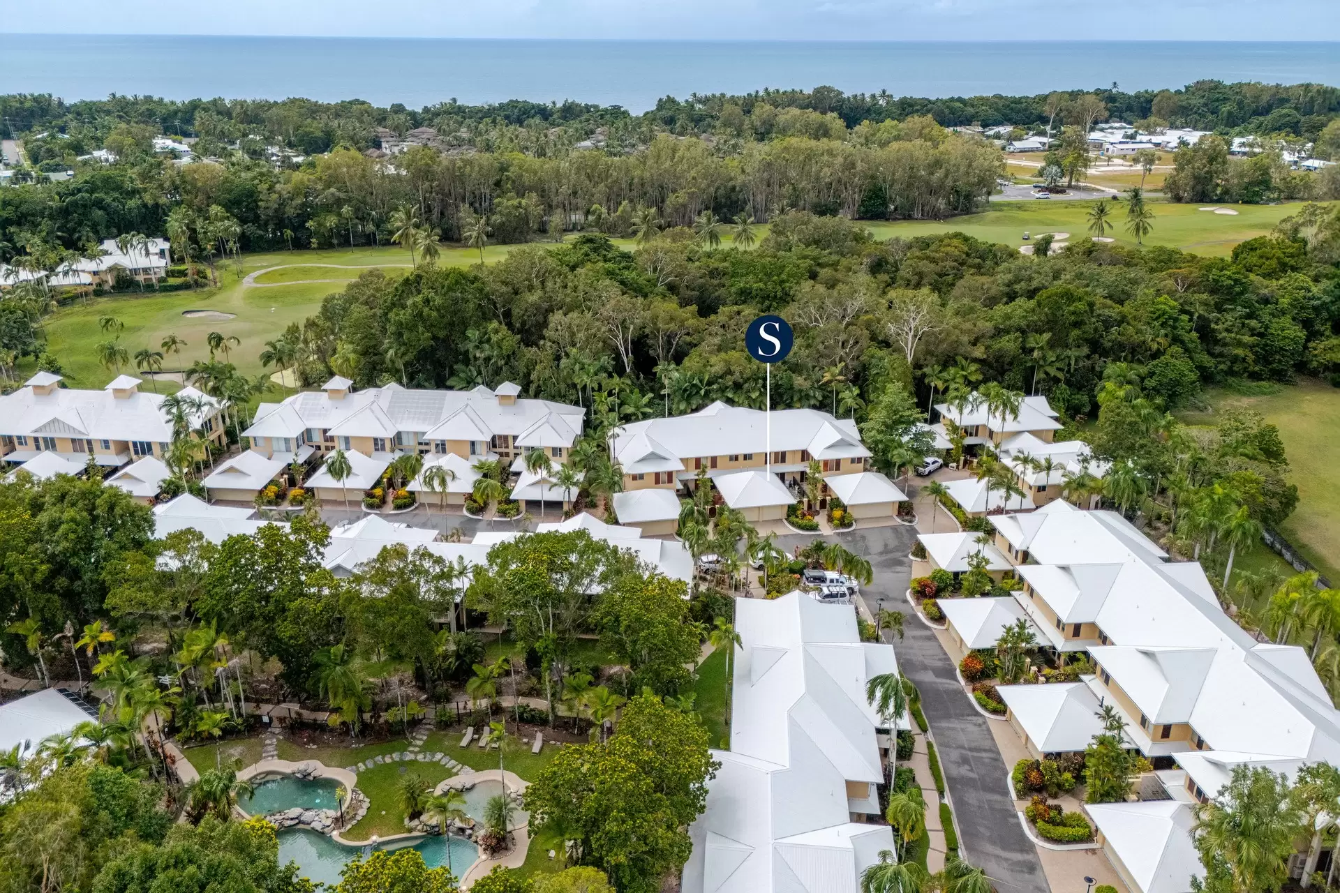 23/24-70 Nautilus  Street, Port Douglas For Sale by Queensland Sotheby's International Realty - image 1