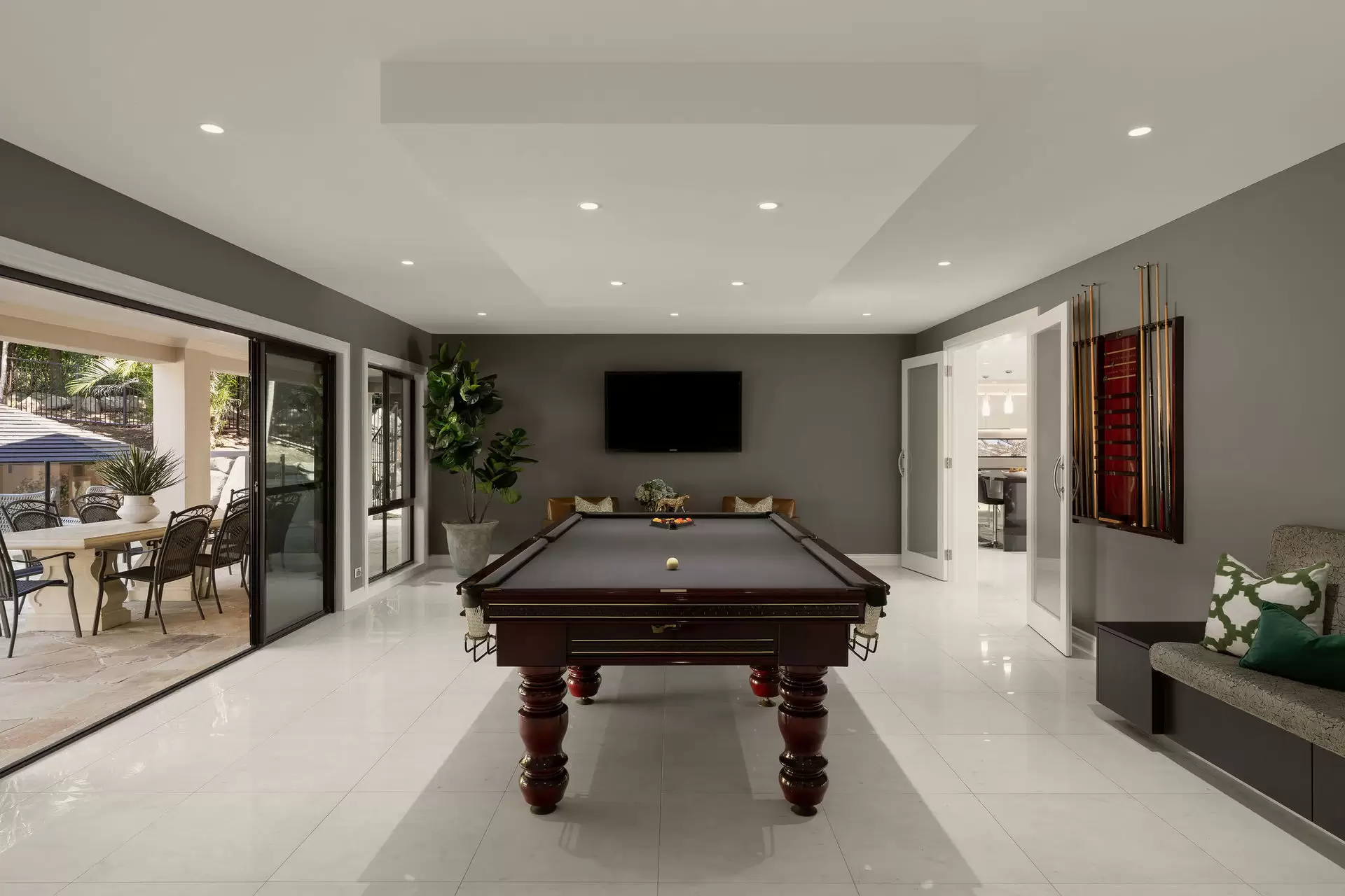 24 Lauren Place, Chandler Sold by Queensland Sotheby's International Realty - image 1