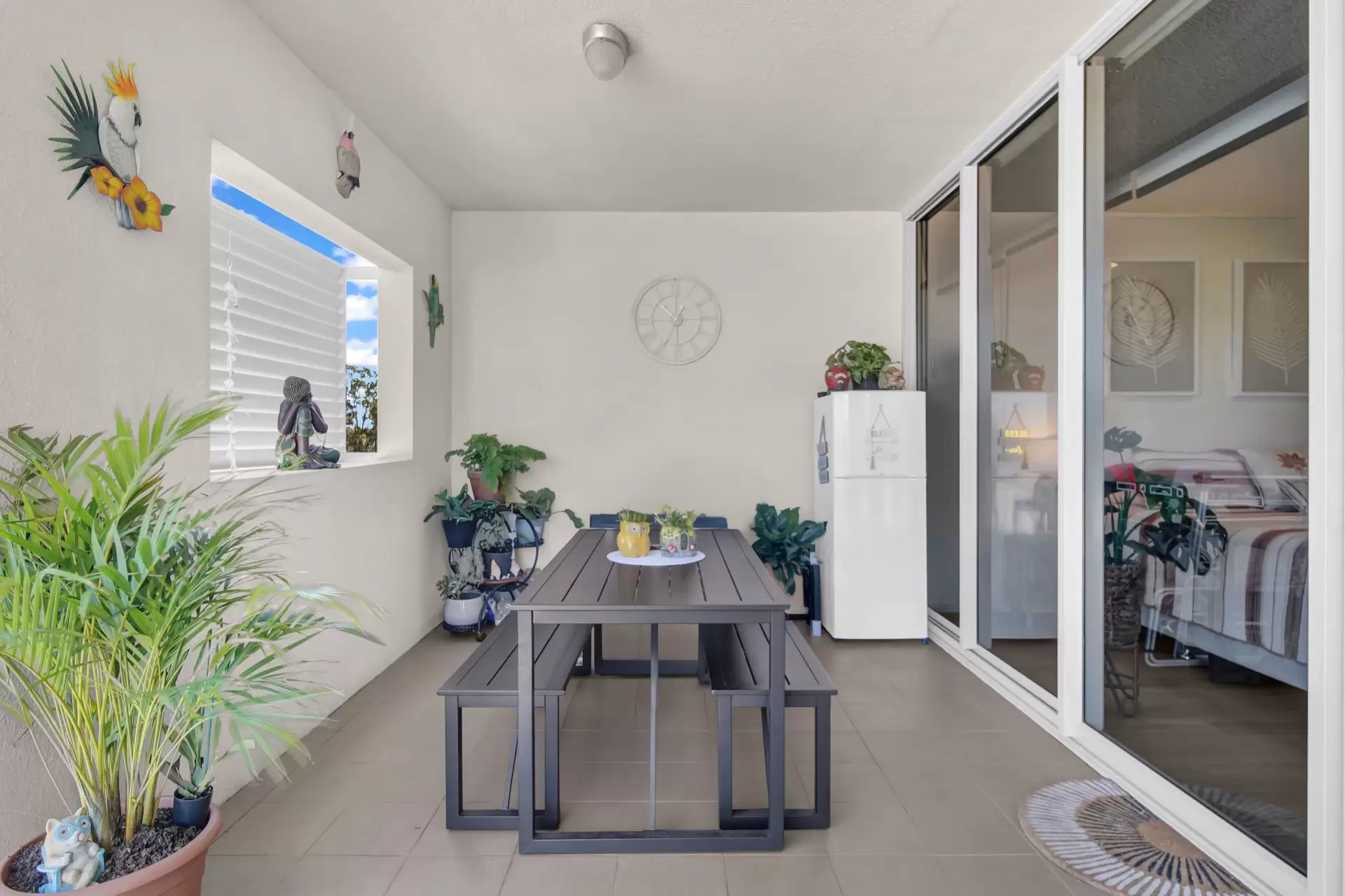 21/135-139 Shore Street West, Cleveland For Sale by Queensland Sotheby's International Realty - image 1