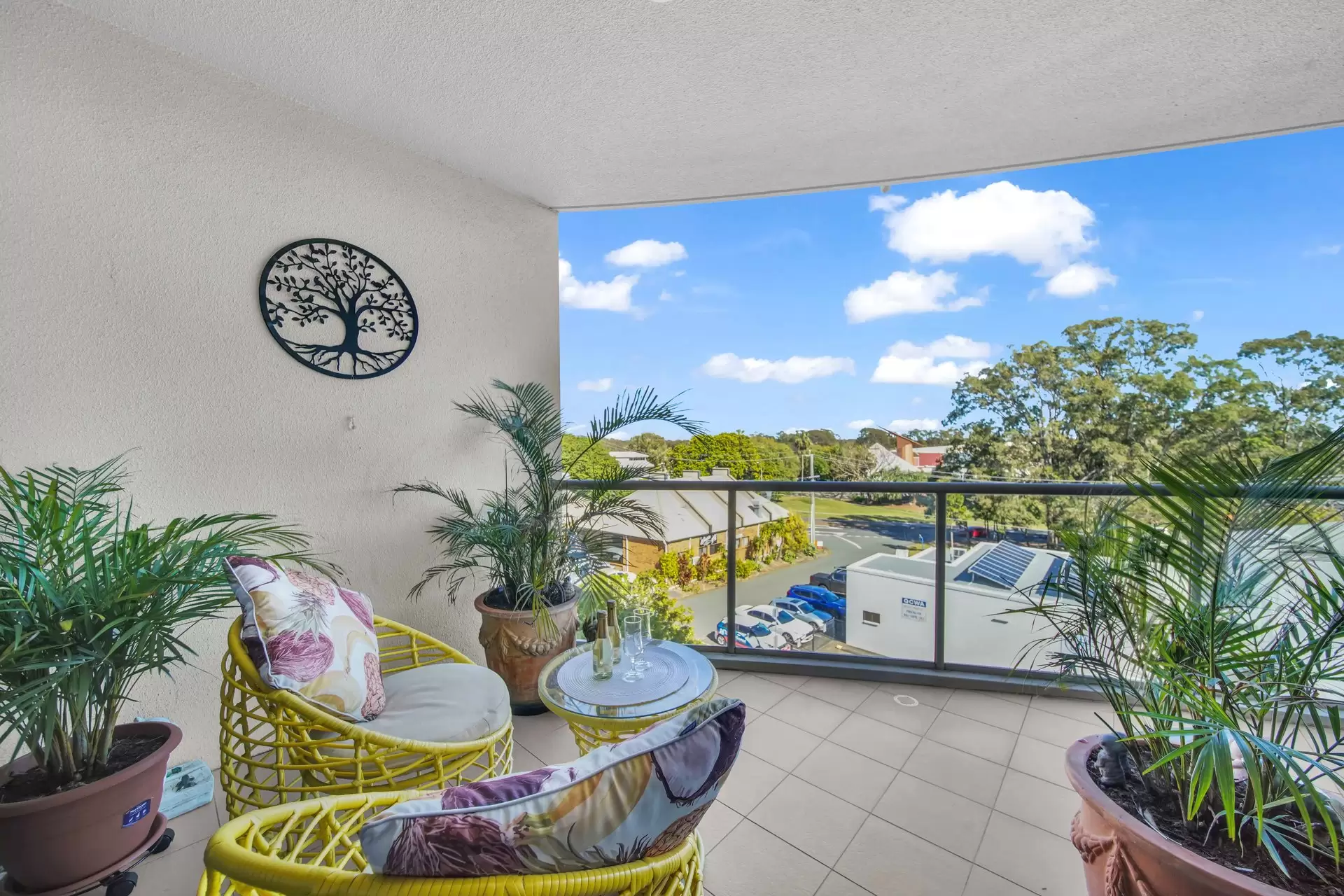 21/135-139 Shore Street West, Cleveland For Sale by Queensland Sotheby's International Realty - image 1
