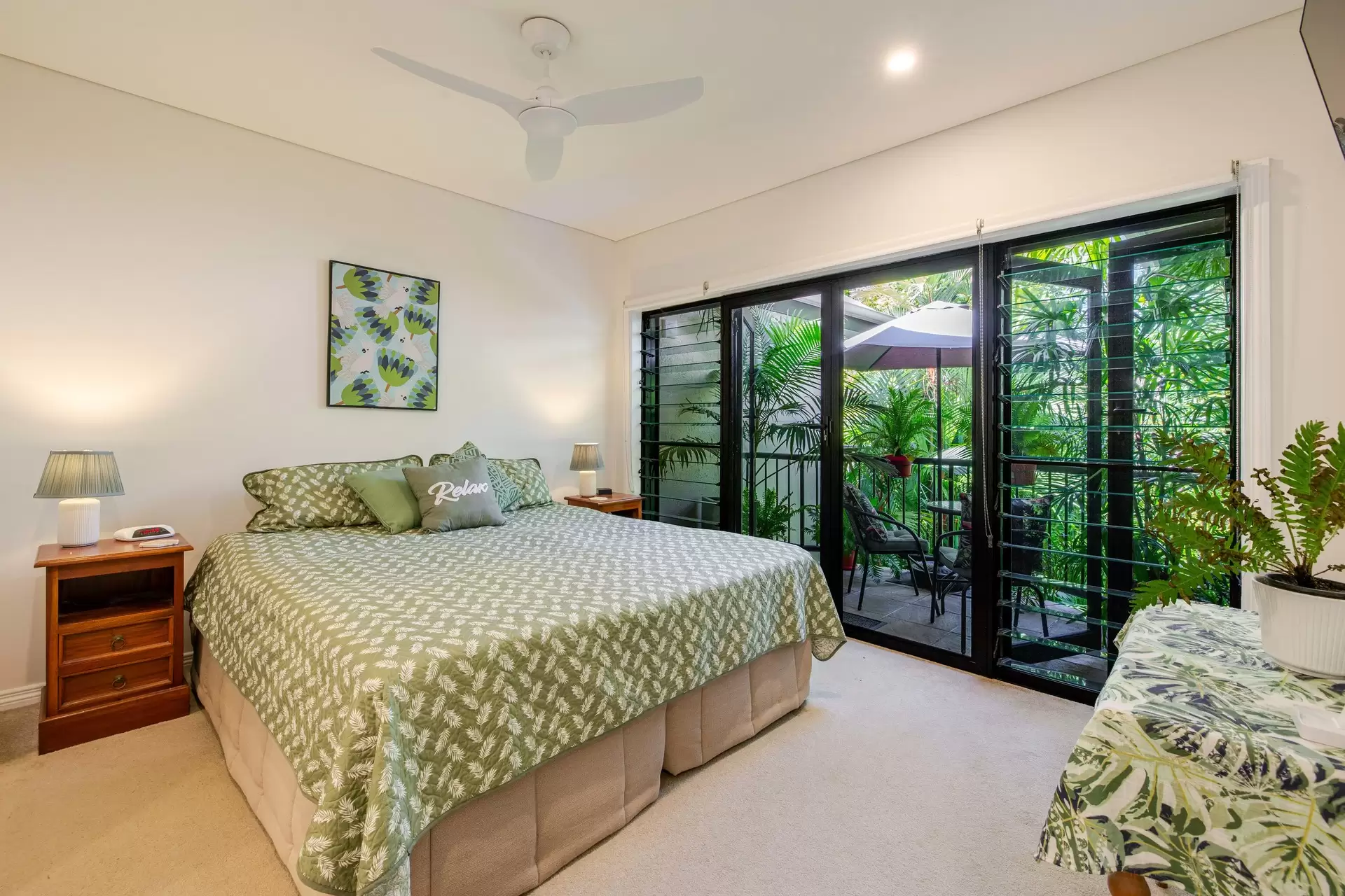 2/18-28 St Crispins  Avenue, Port Douglas Sold by Queensland Sotheby's International Realty - image 1