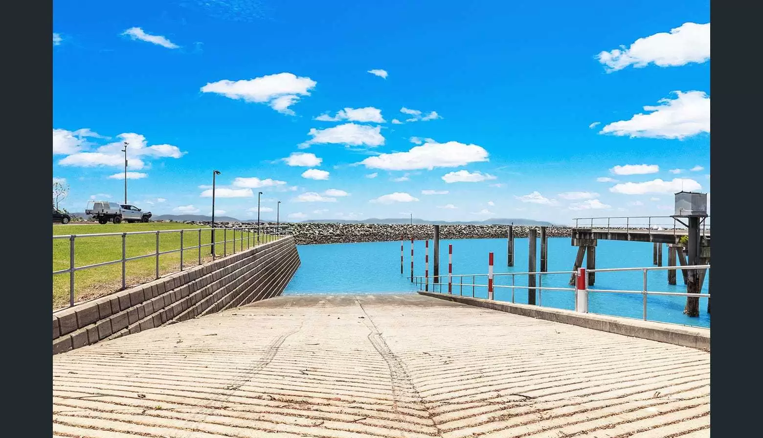 1409/615 Kunapipi Road, Laguna Quays Sold by Queensland Sotheby's International Realty - image 1