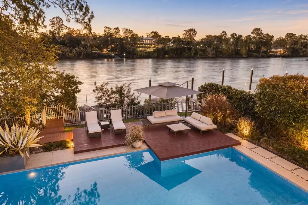 363  Brisbane Corso, Yeronga For Sale by Queensland Sotheby's International Realty