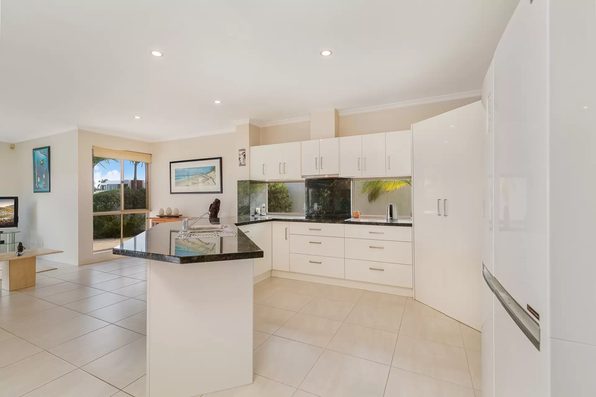 23 Piermont Place, Raby Bay Sold by Queensland Sotheby's International Realty - image 1