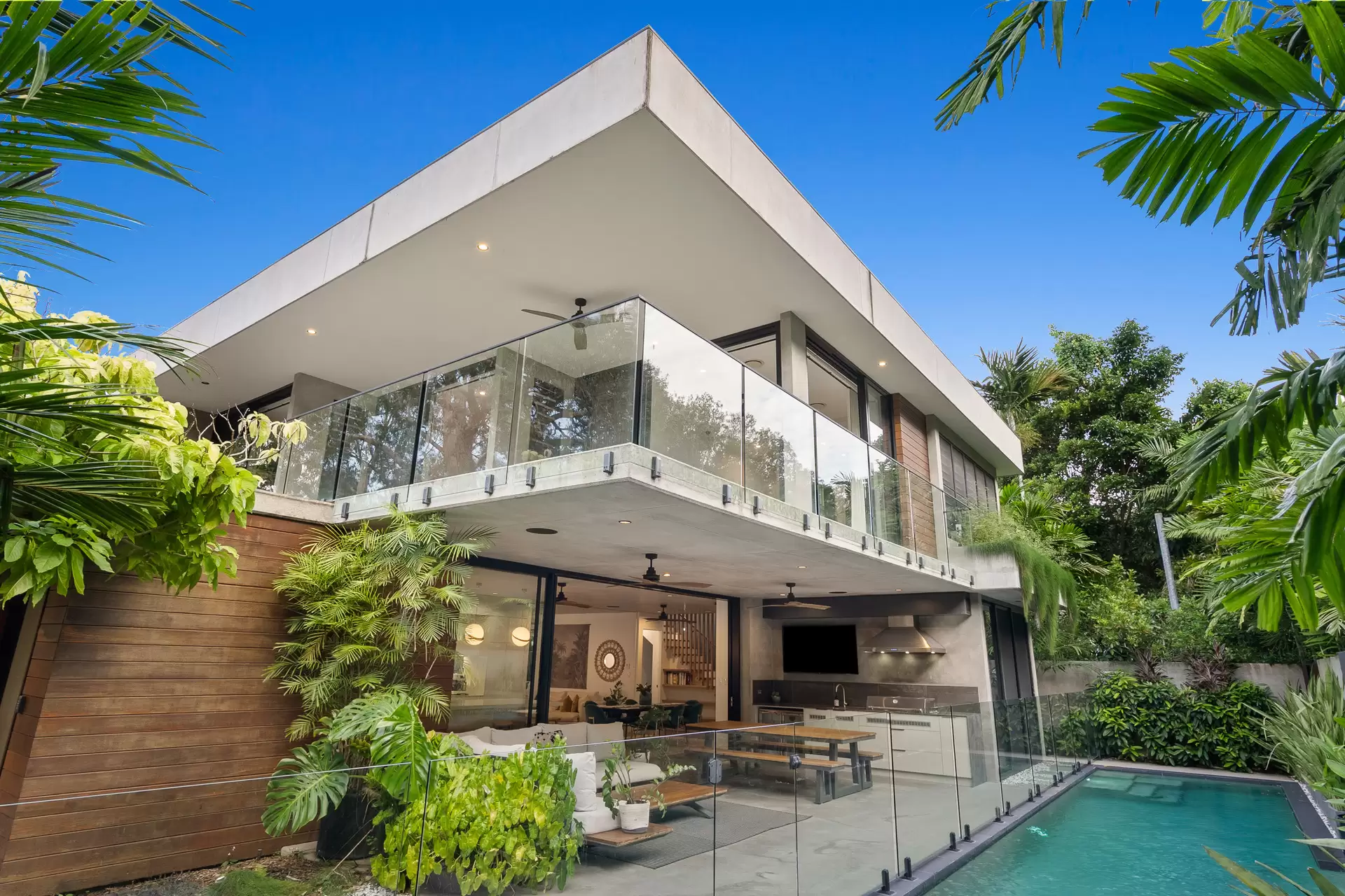 2 Beryl Street, Port Douglas For Sale by Queensland Sotheby's International Realty - image 1