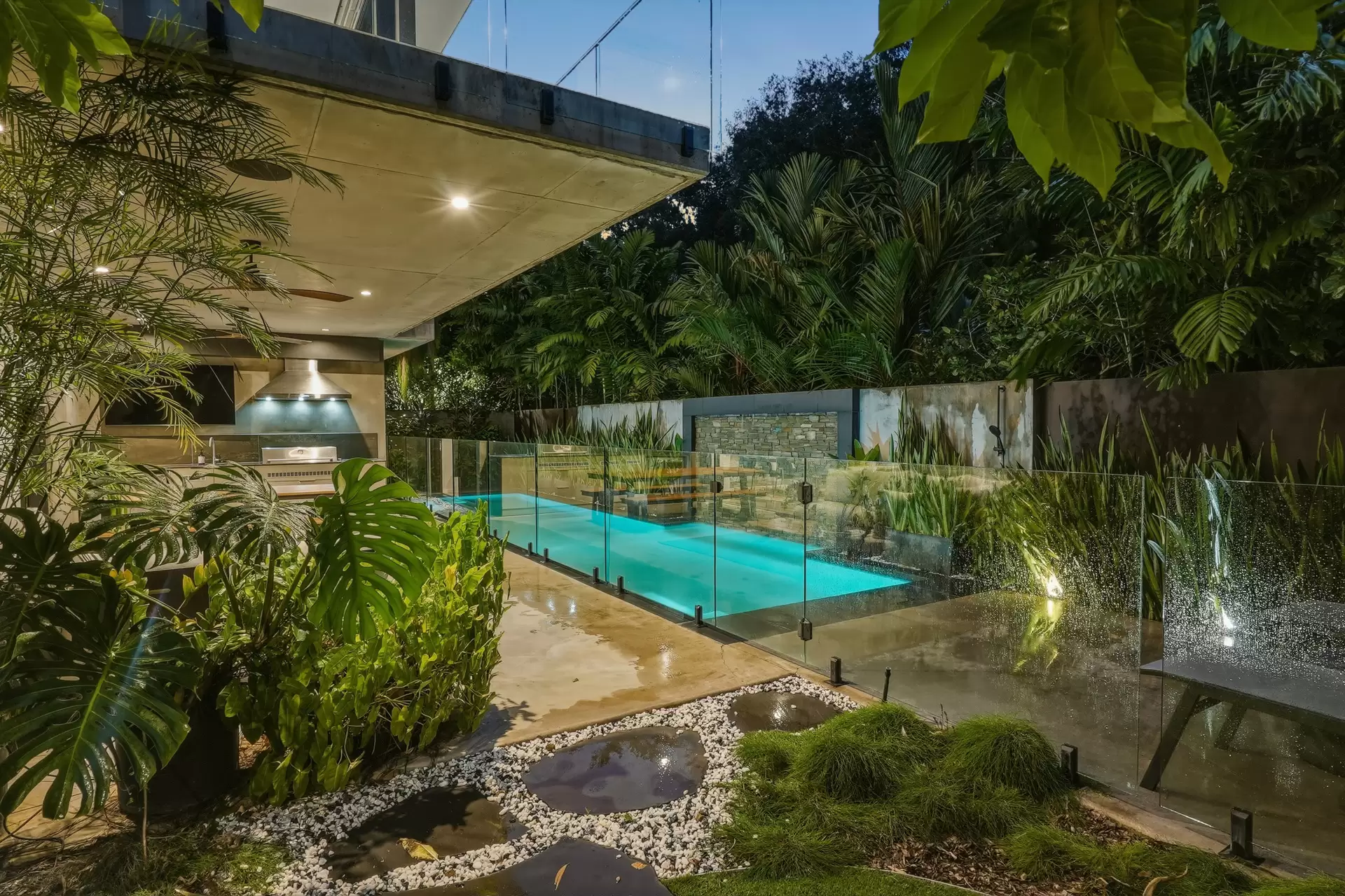2 Beryl Street, Port Douglas For Sale by Queensland Sotheby's International Realty - image 1