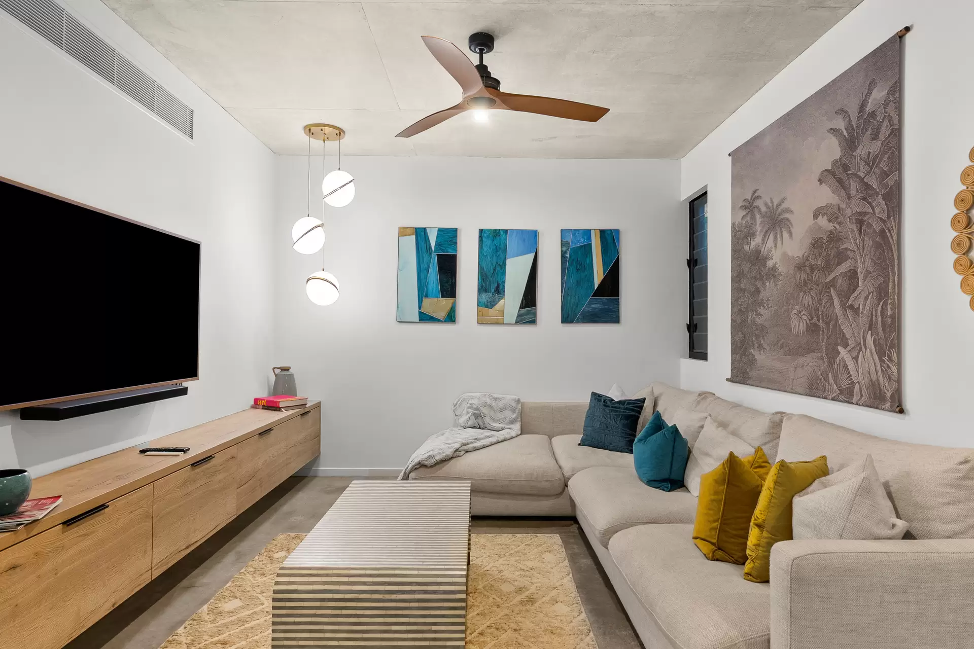 2 Beryl Street, Port Douglas For Sale by Queensland Sotheby's International Realty - image 1